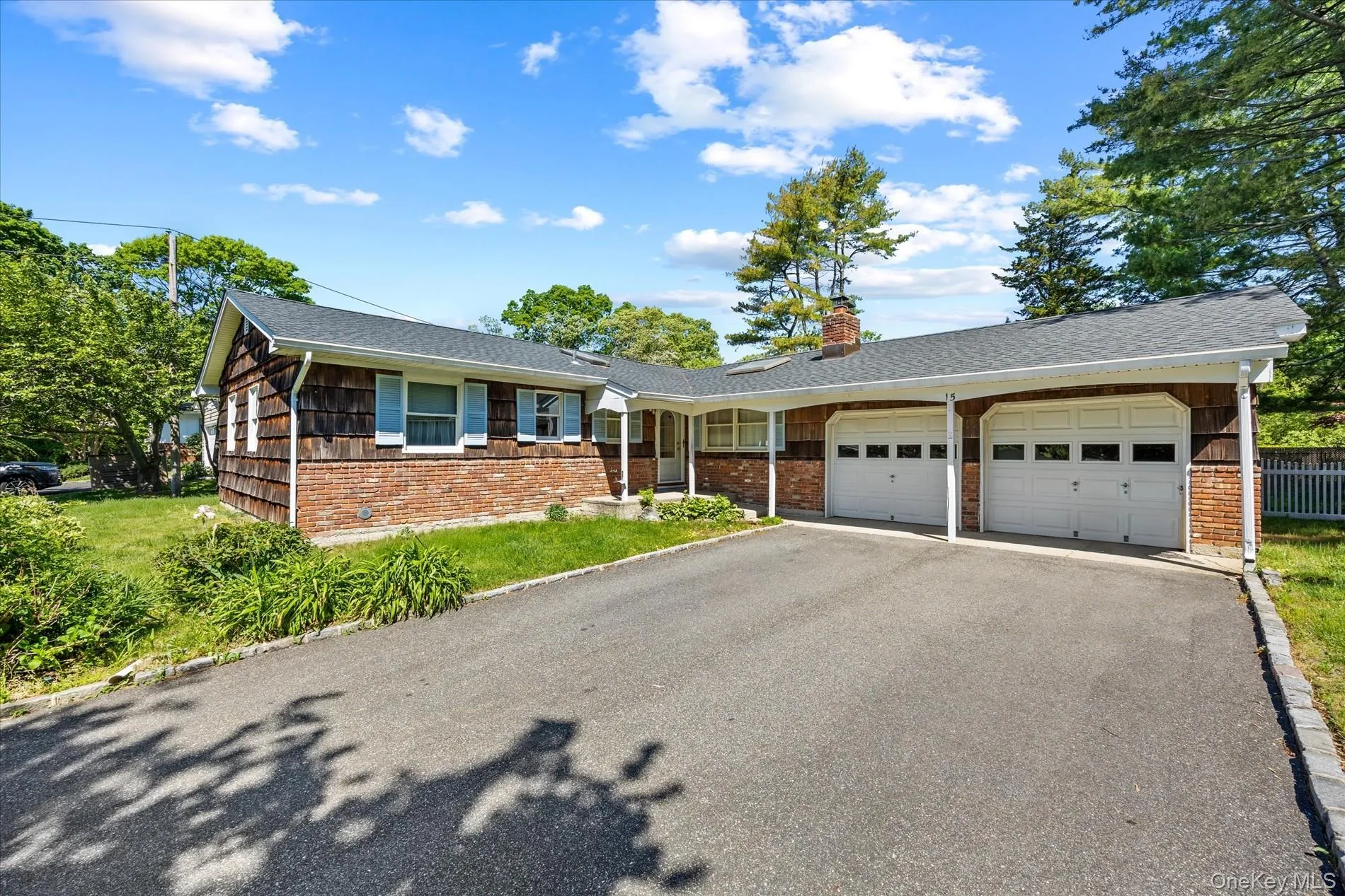 15 Quist Lane, Smithtown, NY, 3 Bedrooms Bedrooms, 9 Rooms Rooms,2 BathroomsBathrooms,Residential,For Rent,Quist,0,1004461 15 Quist Lane, Smithtown, NY, 3 Bedrooms Bedrooms, 9 Rooms Rooms,2 BathroomsBathrooms,Residential,For Rent,Quist,0,1004461
