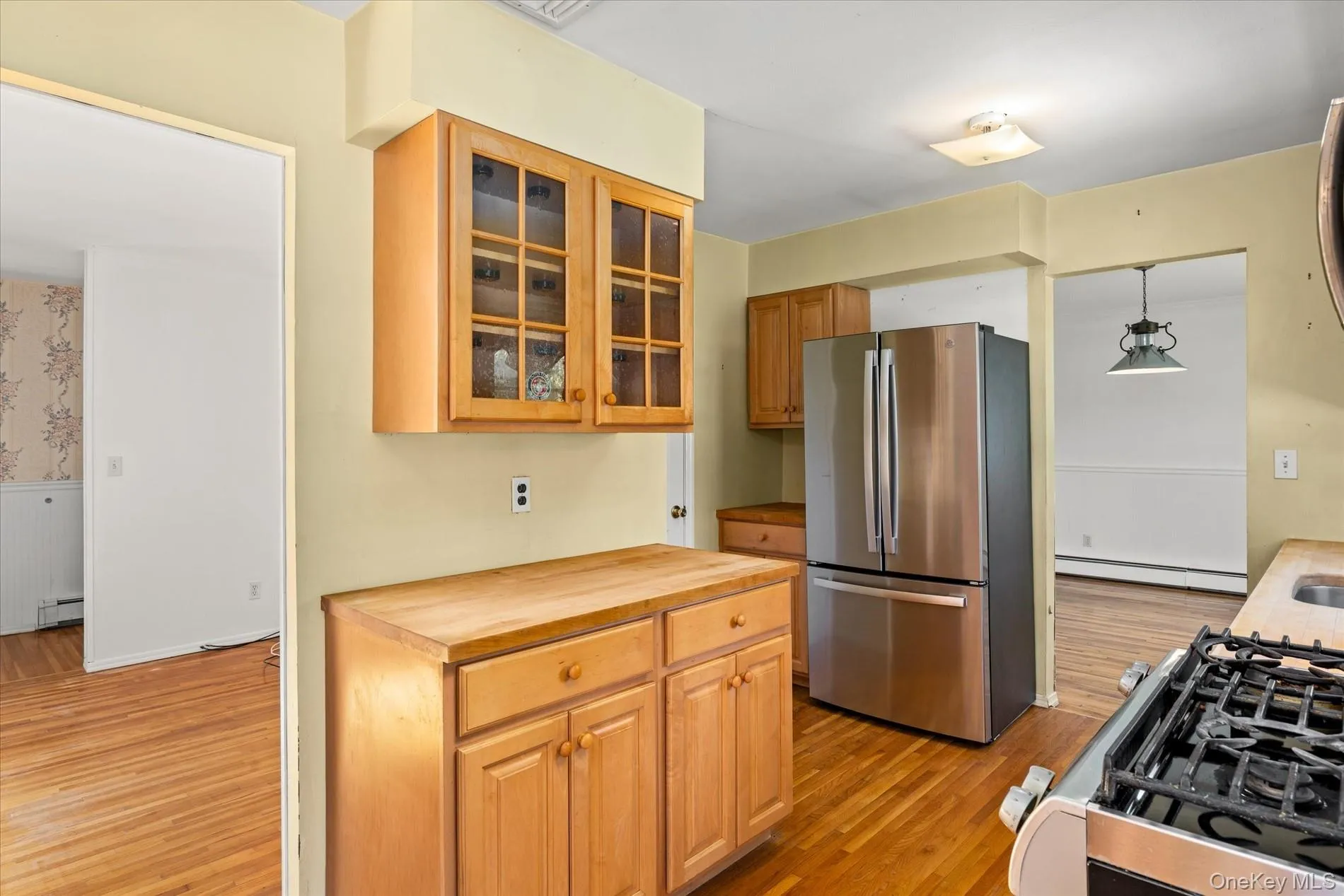 15 Quist Lane, Smithtown, NY, 3 Bedrooms Bedrooms, 9 Rooms Rooms,2 BathroomsBathrooms,Residential,For Rent,Quist,0,1004461 15 Quist Lane, Smithtown, NY, 3 Bedrooms Bedrooms, 9 Rooms Rooms,2 BathroomsBathrooms,Residential,For Rent,Quist,0,1004461