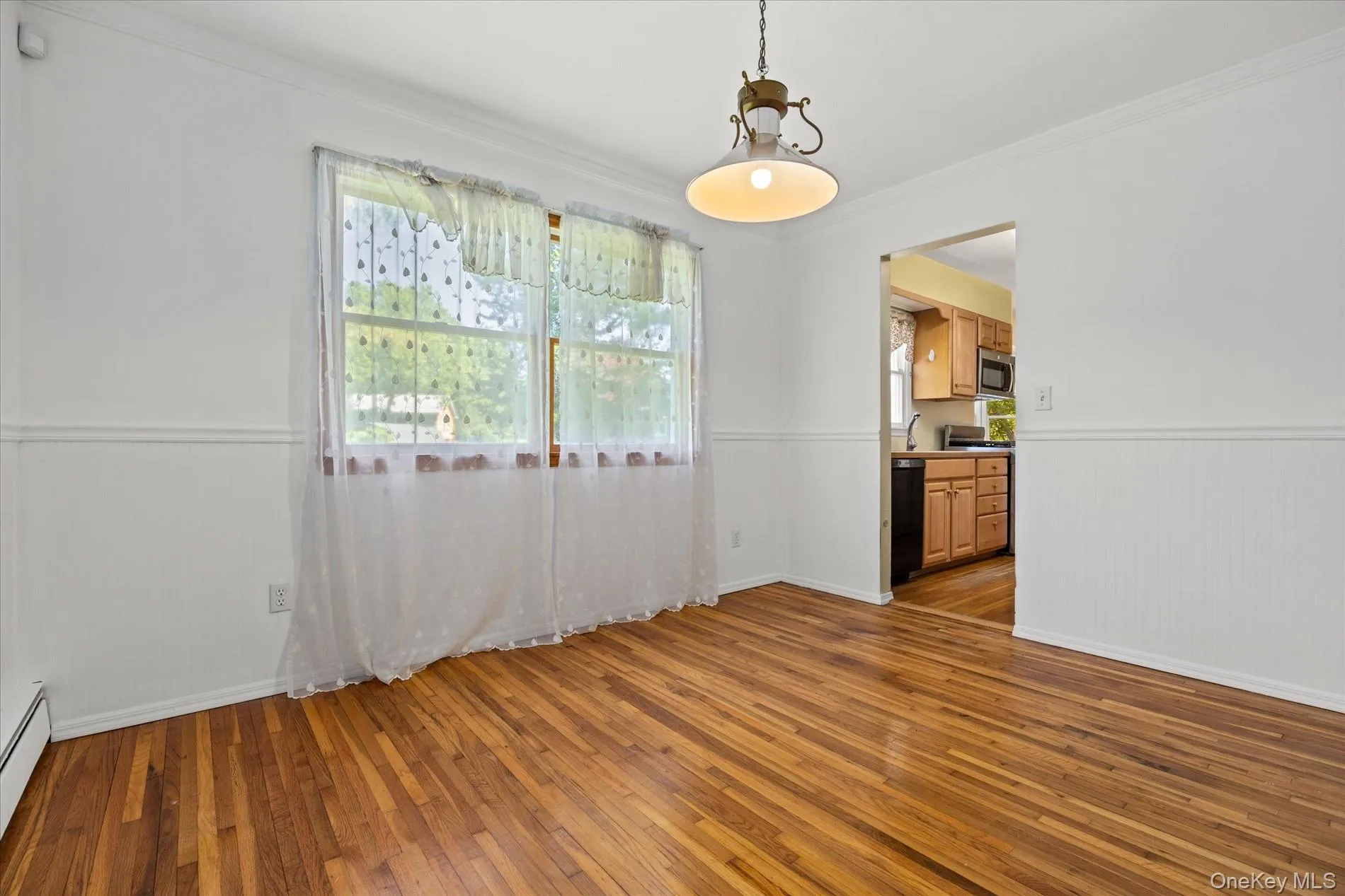 15 Quist Lane, Smithtown, NY, 3 Bedrooms Bedrooms, 9 Rooms Rooms,2 BathroomsBathrooms,Residential,For Rent,Quist,0,1004461 15 Quist Lane, Smithtown, NY, 3 Bedrooms Bedrooms, 9 Rooms Rooms,2 BathroomsBathrooms,Residential,For Rent,Quist,0,1004461