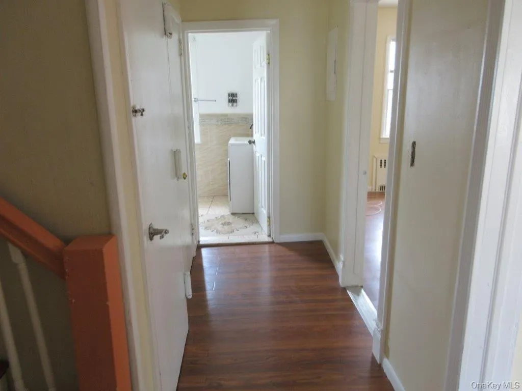 51 Howard Parkway, New Rochelle, NY, 4 Bedrooms Bedrooms, 8 Rooms Rooms,2 BathroomsBathrooms,Residential Lease,For Rent,Howard,0,1004462 51 Howard Parkway, New Rochelle, NY, 4 Bedrooms Bedrooms, 8 Rooms Rooms,2 BathroomsBathrooms,Residential Lease,For Rent,Howard,0,1004462