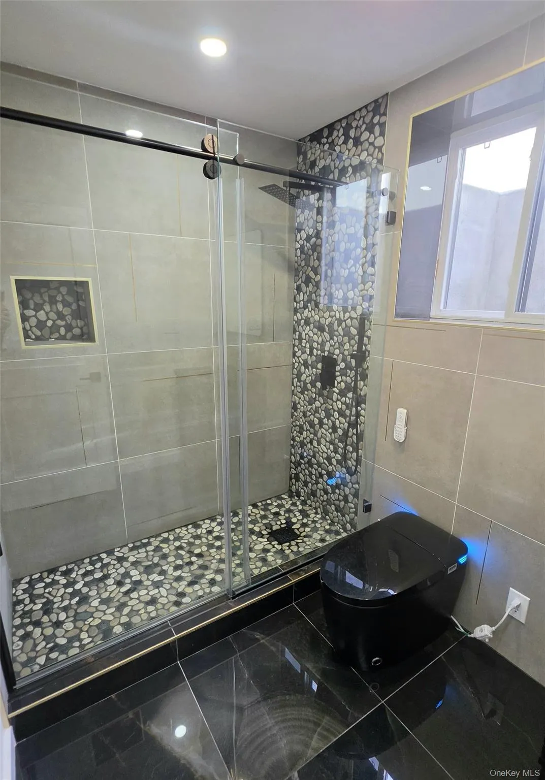 Gorgeous Full Bath in Basement naturally lit through egress window! Gorgeous Full Bath in Basement naturally lit through egress window!