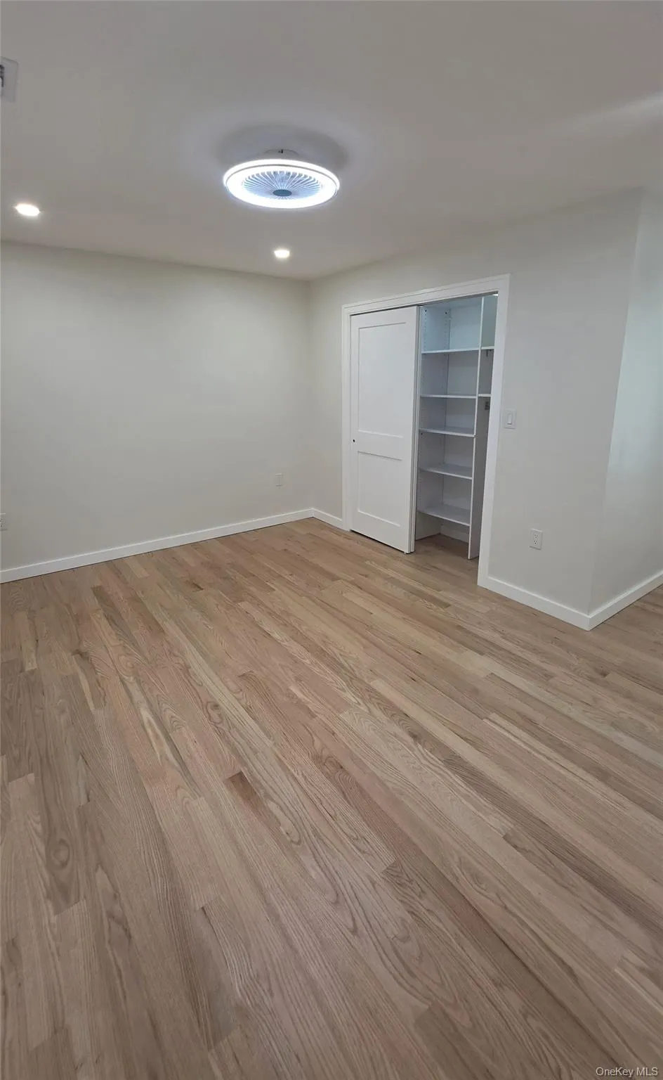 All bedrooms generously sized!!! All bedrooms generously sized!!!