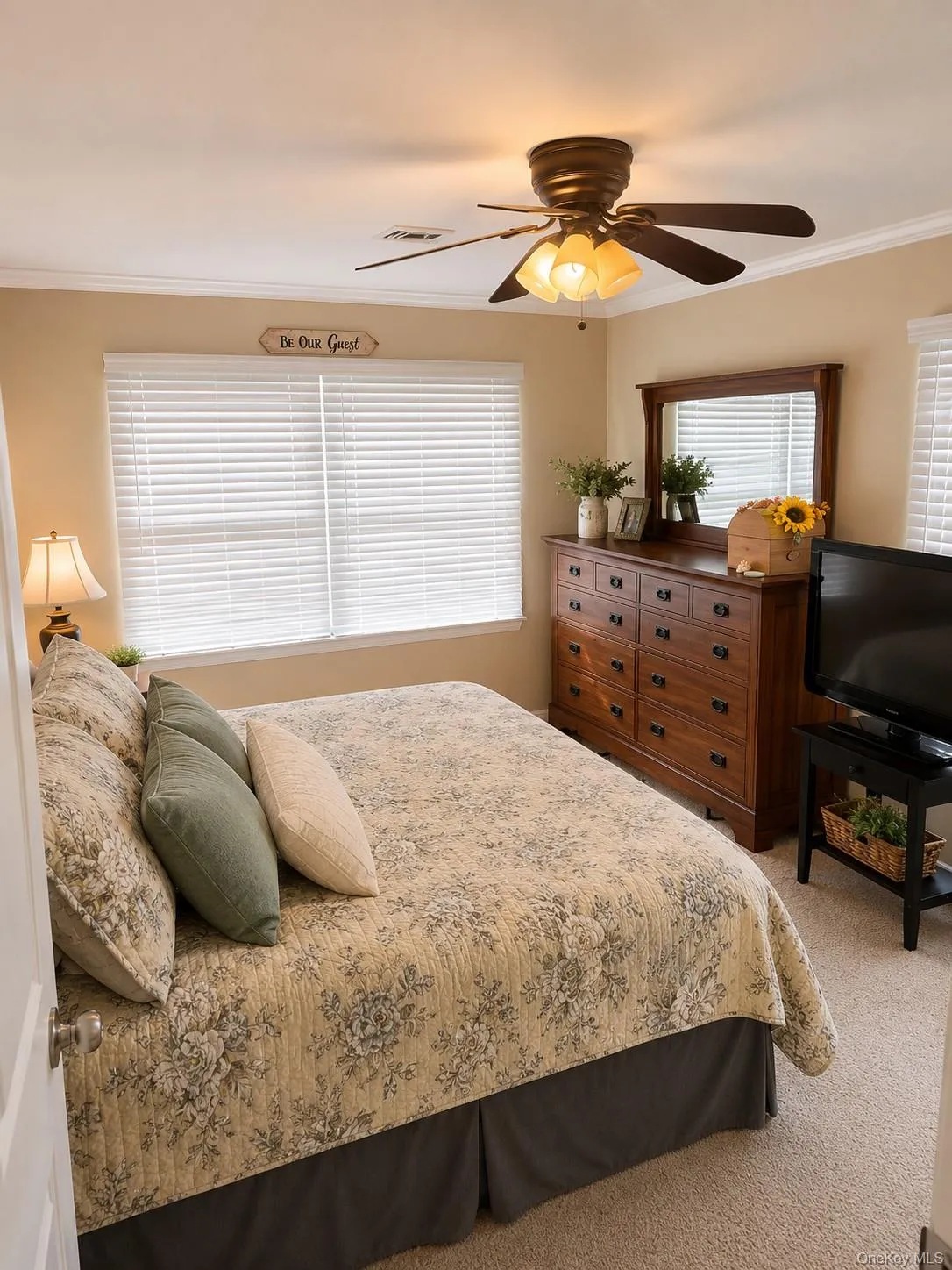 137 Cleveland Avenue, Oyster Bay, NY, 4 Bedrooms Bedrooms, 8 Rooms Rooms,2 BathroomsBathrooms,Residential Lease,For Rent,Cleveland,0,1004470 137 Cleveland Avenue, Oyster Bay, NY, 4 Bedrooms Bedrooms, 8 Rooms Rooms,2 BathroomsBathrooms,Residential Lease,For Rent,Cleveland,0,1004470