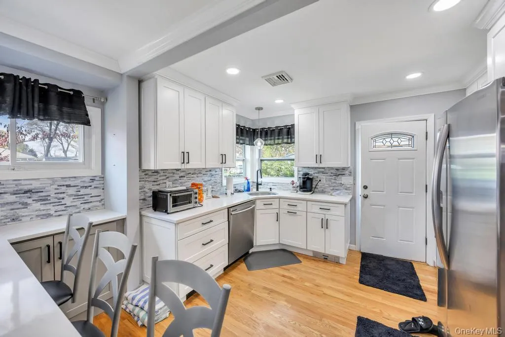1492 Garden Street, Hempstead, NY, 4 Bedrooms Bedrooms, 6 Rooms Rooms,2 BathroomsBathrooms,Residential,For Rent,Garden,0,1004487 1492 Garden Street, Hempstead, NY, 4 Bedrooms Bedrooms, 6 Rooms Rooms,2 BathroomsBathrooms,Residential,For Rent,Garden,0,1004487