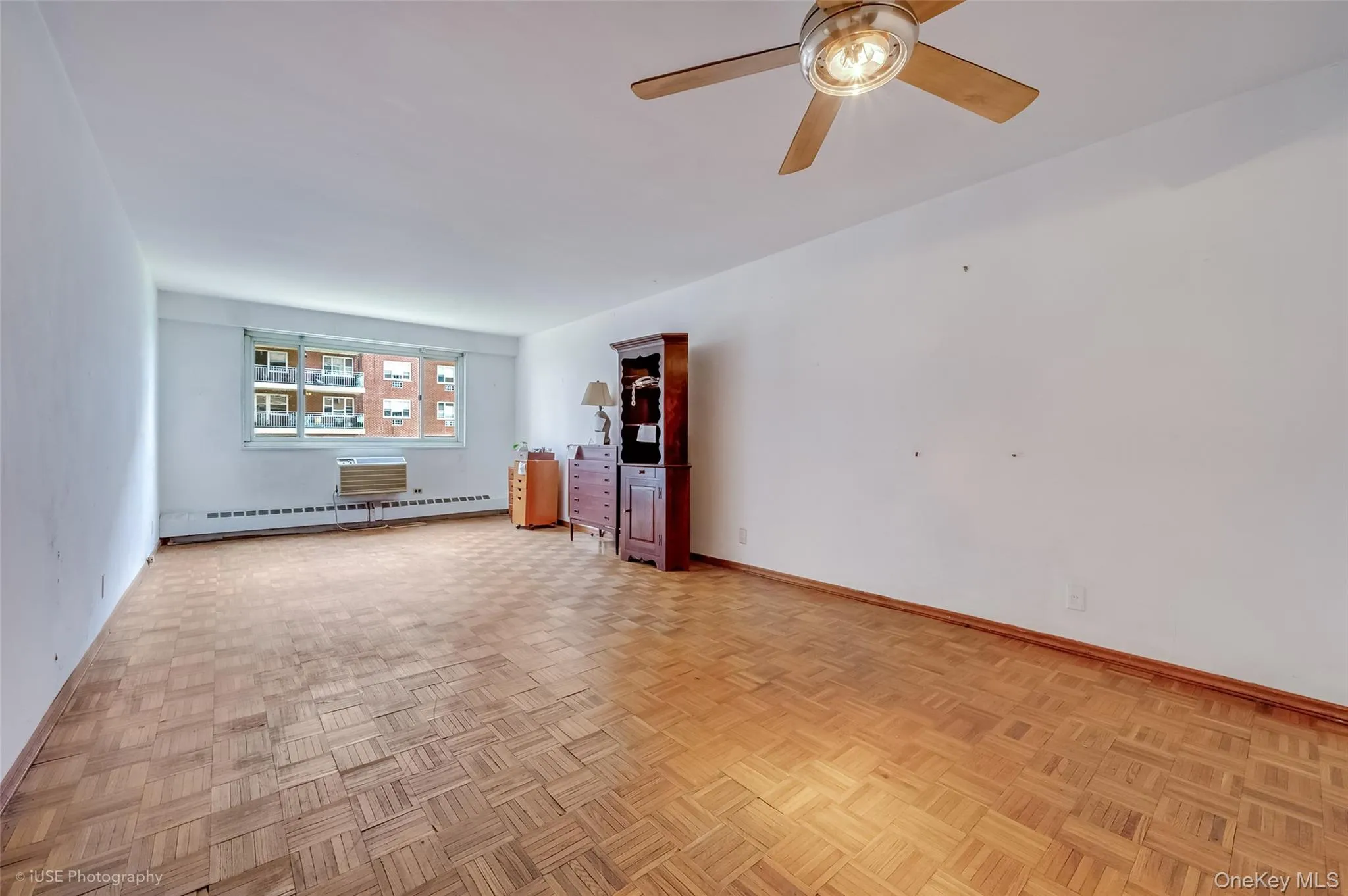 39-65 52nd St, New York, NY, 1 Bedroom Bedrooms, 3 Rooms Rooms,1 BathroomBathrooms,Residential,For Rent,52nd St,0,1004488 39-65 52nd St, New York, NY, 1 Bedroom Bedrooms, 3 Rooms Rooms,1 BathroomBathrooms,Residential,For Rent,52nd St,0,1004488