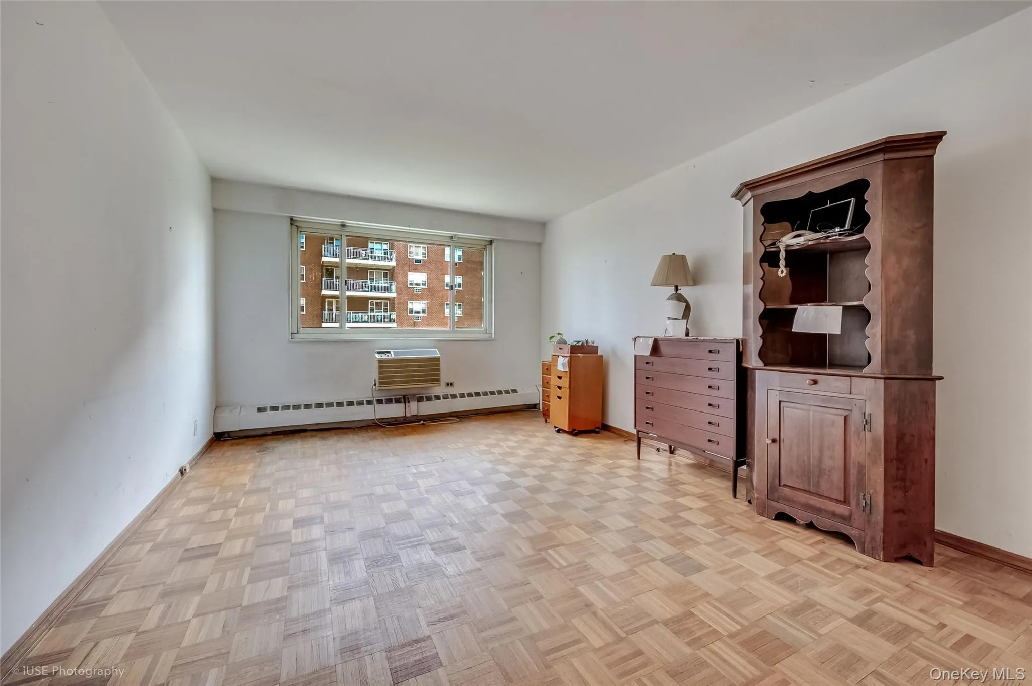 39-65 52nd St, New York, NY, 1 Bedroom Bedrooms, 3 Rooms Rooms,1 BathroomBathrooms,Residential,For Rent,52nd St,0,1004488 39-65 52nd St, New York, NY, 1 Bedroom Bedrooms, 3 Rooms Rooms,1 BathroomBathrooms,Residential,For Rent,52nd St,0,1004488
