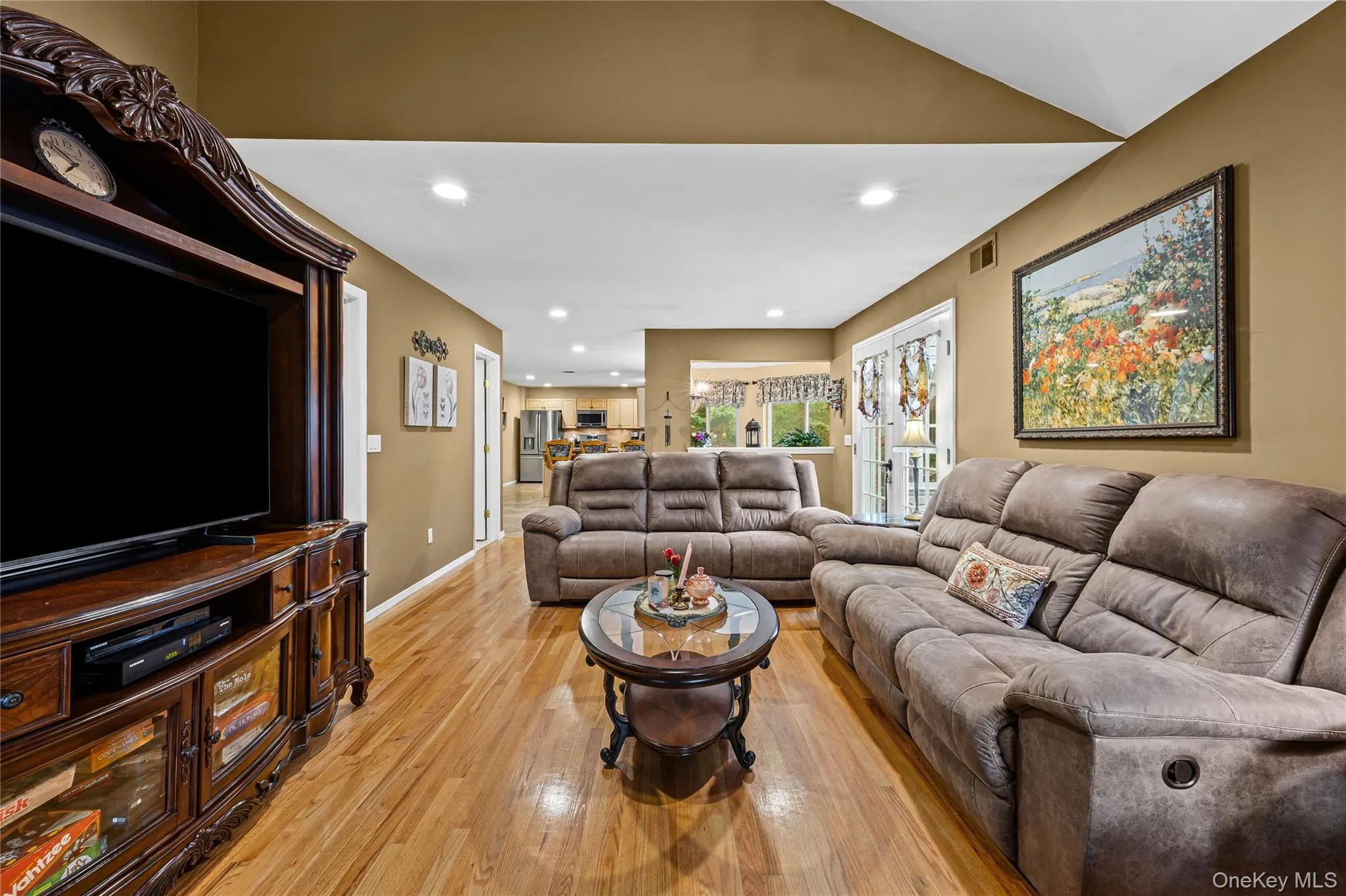 8 Frontier Trail, Brookhaven, NY, 4 Bedrooms Bedrooms, 8 Rooms Rooms,3 BathroomsBathrooms,Residential,For Rent,Frontier,0,1004489 8 Frontier Trail, Brookhaven, NY, 4 Bedrooms Bedrooms, 8 Rooms Rooms,3 BathroomsBathrooms,Residential,For Rent,Frontier,0,1004489