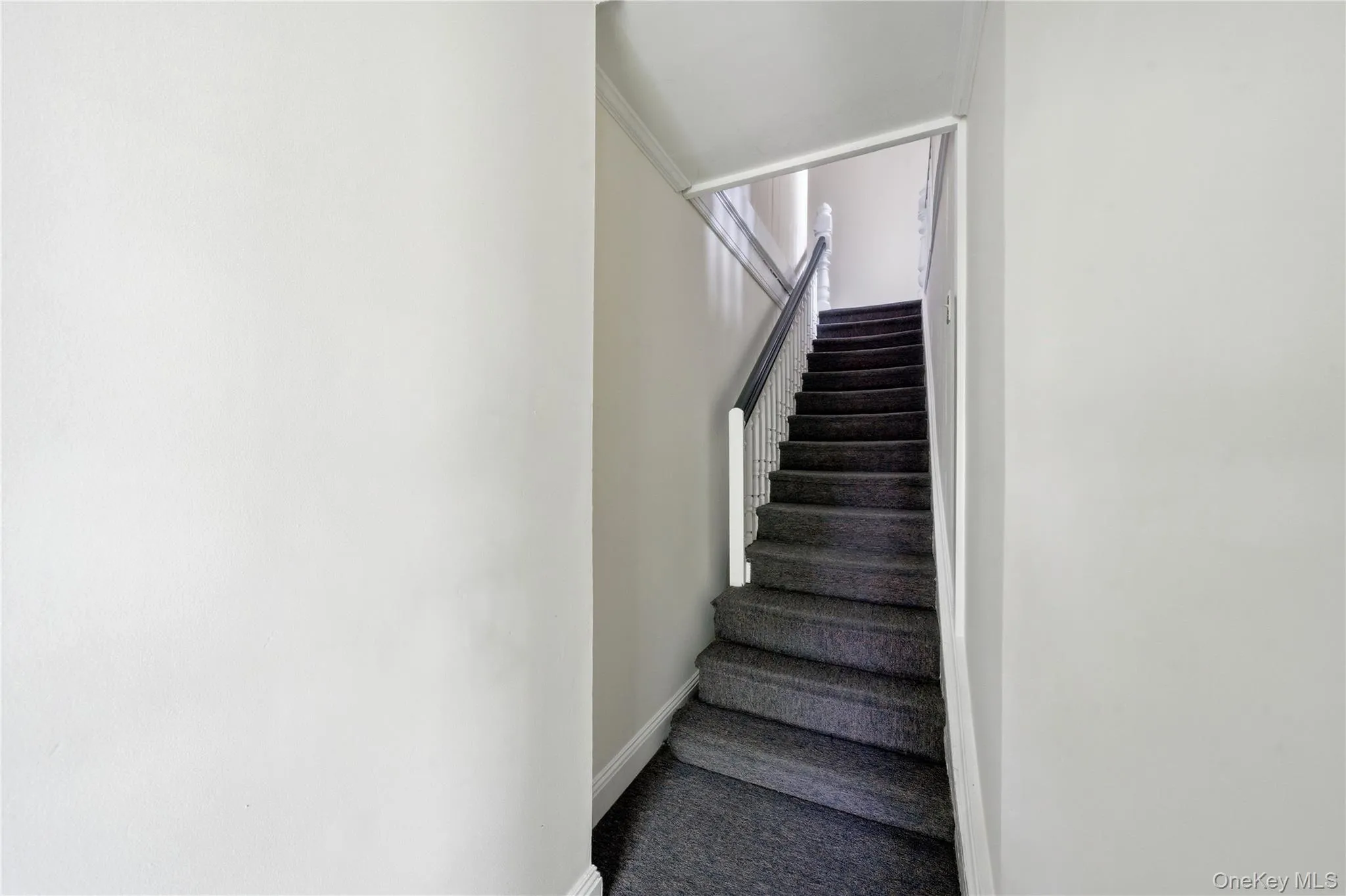 50 Broadway, Babylon, NY, 2 Bedrooms Bedrooms, 4 Rooms Rooms,2 BathroomsBathrooms,Residential Lease,For Rent,Broadway,0,1004493 50 Broadway, Babylon, NY, 2 Bedrooms Bedrooms, 4 Rooms Rooms,2 BathroomsBathrooms,Residential Lease,For Rent,Broadway,0,1004493