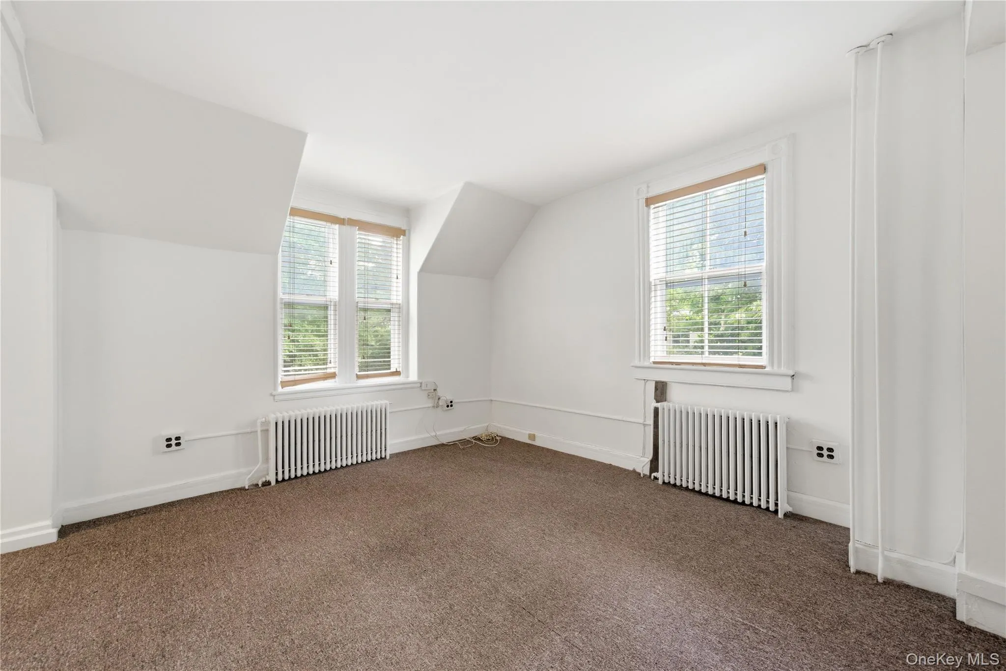 50 Broadway, Babylon, NY, 2 Bedrooms Bedrooms, 4 Rooms Rooms,2 BathroomsBathrooms,Residential Lease,For Rent,Broadway,0,1004493 50 Broadway, Babylon, NY, 2 Bedrooms Bedrooms, 4 Rooms Rooms,2 BathroomsBathrooms,Residential Lease,For Rent,Broadway,0,1004493