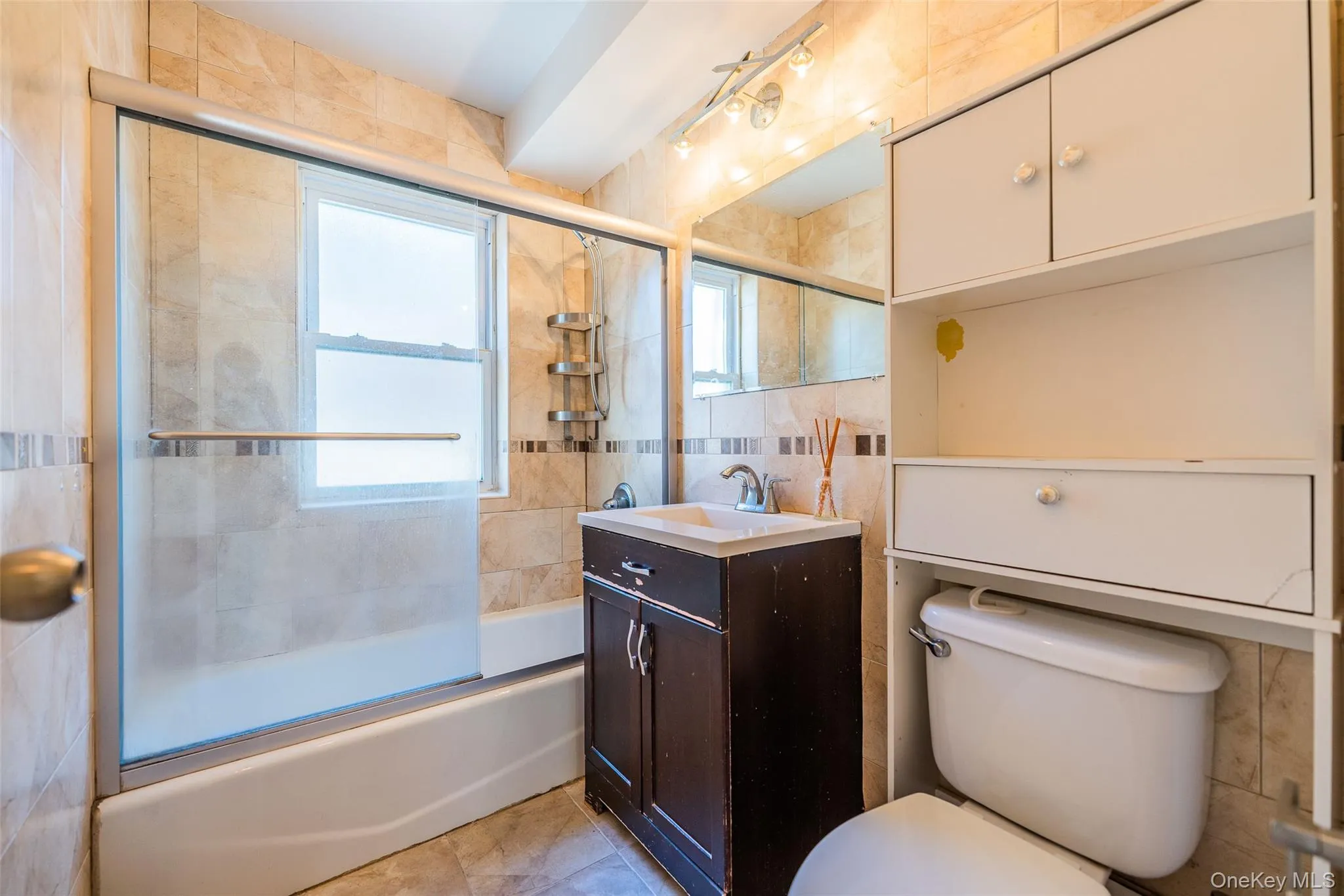 24563 61st Avenue, New York, NY, 3 Bedrooms Bedrooms, 6 Rooms Rooms,2 BathroomsBathrooms,Residential Lease,For Rent,61st,0,1004496 24563 61st Avenue, New York, NY, 3 Bedrooms Bedrooms, 6 Rooms Rooms,2 BathroomsBathrooms,Residential Lease,For Rent,61st,0,1004496
