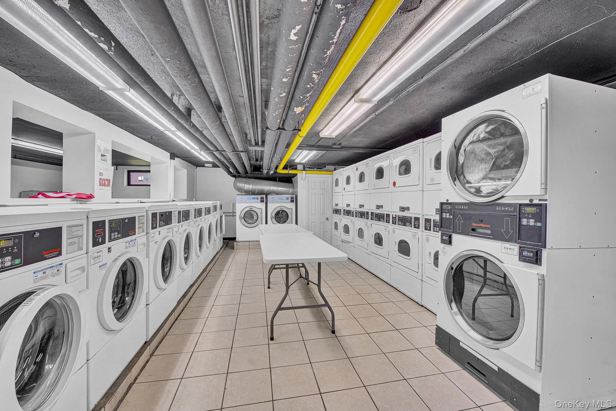 5850 246th Crescent, New York, NY, 2 Bedrooms Bedrooms, 5 Rooms Rooms,1 BathroomBathrooms,Residential,For Rent,246th,0,1004499 5850 246th Crescent, New York, NY, 2 Bedrooms Bedrooms, 5 Rooms Rooms,1 BathroomBathrooms,Residential,For Rent,246th,0,1004499