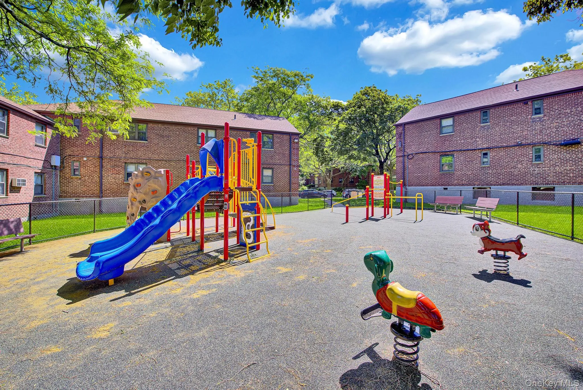 5850 246th Crescent, New York, NY, 2 Bedrooms Bedrooms, 5 Rooms Rooms,1 BathroomBathrooms,Residential,For Rent,246th,0,1004499 5850 246th Crescent, New York, NY, 2 Bedrooms Bedrooms, 5 Rooms Rooms,1 BathroomBathrooms,Residential,For Rent,246th,0,1004499