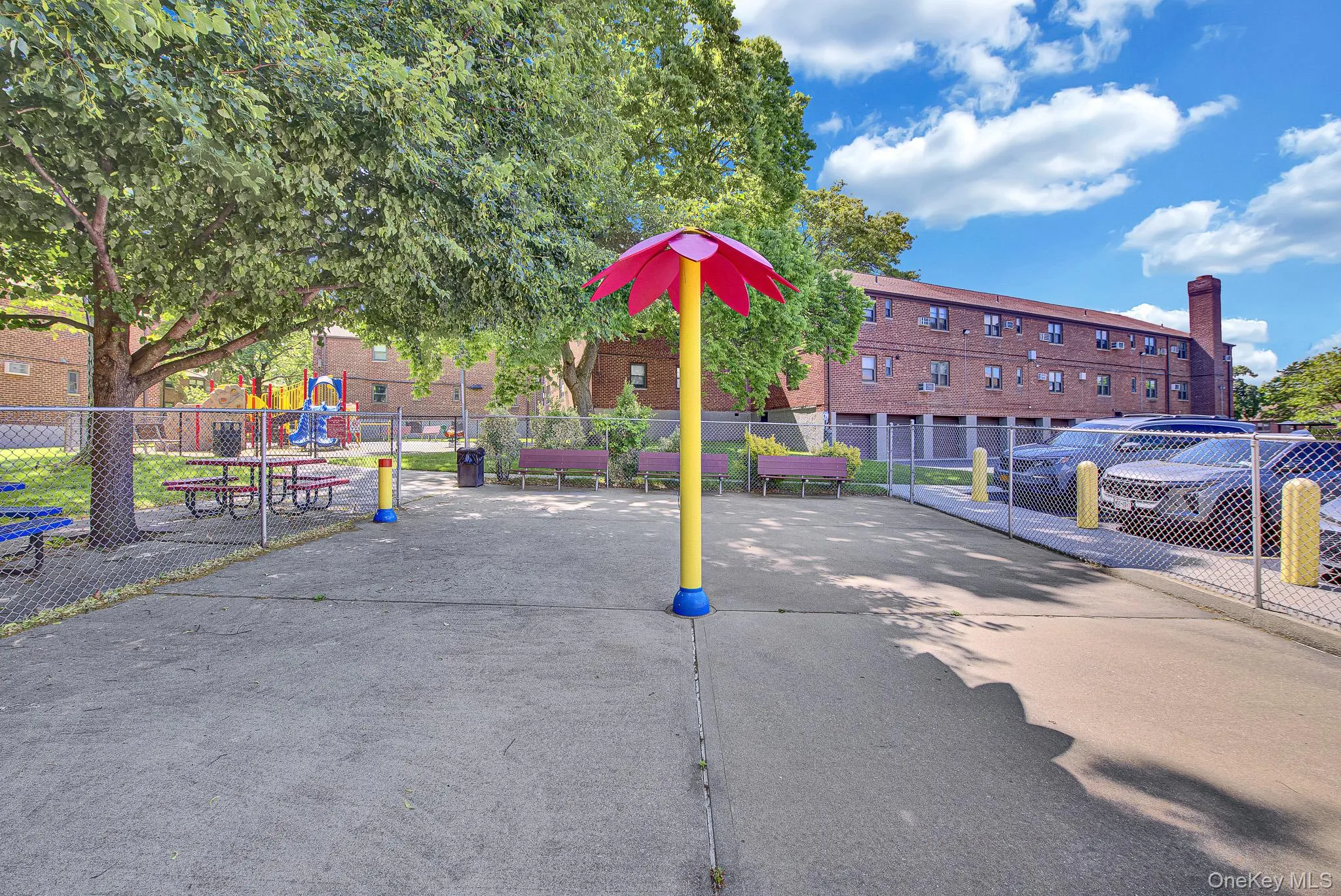 5850 246th Crescent, New York, NY, 2 Bedrooms Bedrooms, 5 Rooms Rooms,1 BathroomBathrooms,Residential,For Rent,246th,0,1004499 5850 246th Crescent, New York, NY, 2 Bedrooms Bedrooms, 5 Rooms Rooms,1 BathroomBathrooms,Residential,For Rent,246th,0,1004499