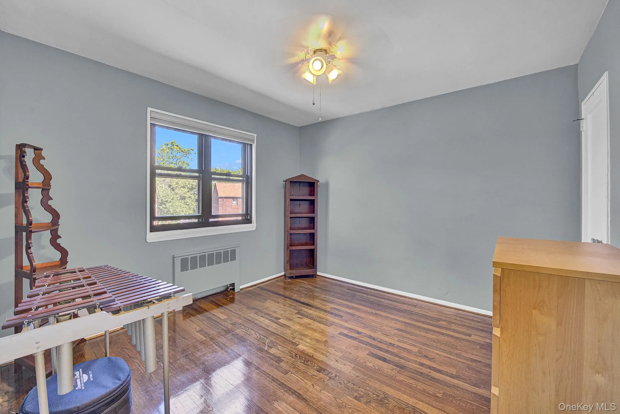 5850 246th Crescent, New York, NY, 2 Bedrooms Bedrooms, 5 Rooms Rooms,1 BathroomBathrooms,Residential,For Rent,246th,0,1004499 5850 246th Crescent, New York, NY, 2 Bedrooms Bedrooms, 5 Rooms Rooms,1 BathroomBathrooms,Residential,For Rent,246th,0,1004499