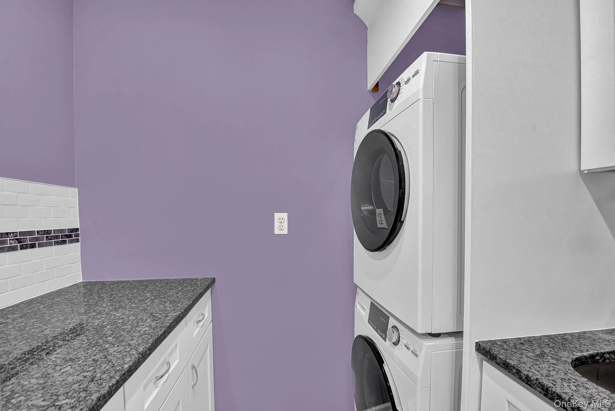 5850 246th Crescent, New York, NY, 2 Bedrooms Bedrooms, 5 Rooms Rooms,1 BathroomBathrooms,Residential,For Rent,246th,0,1004499 5850 246th Crescent, New York, NY, 2 Bedrooms Bedrooms, 5 Rooms Rooms,1 BathroomBathrooms,Residential,For Rent,246th,0,1004499