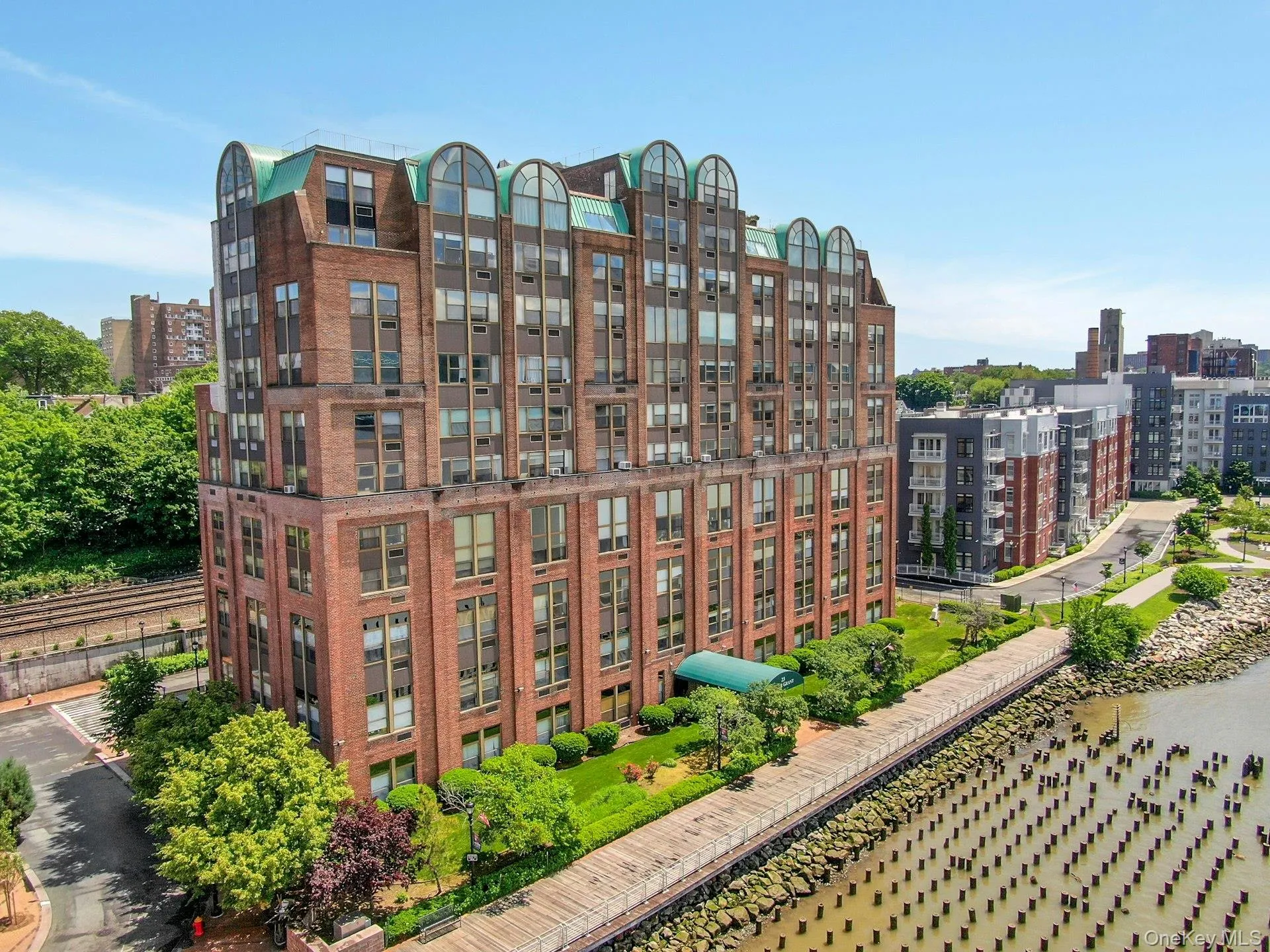 23 Water Grant Street, Yonkers, NY, 1 Bedroom Bedrooms, 4 Rooms Rooms,1 BathroomBathrooms,Residential,For Rent,Water Grant,0,1004500 23 Water Grant Street, Yonkers, NY, 1 Bedroom Bedrooms, 4 Rooms Rooms,1 BathroomBathrooms,Residential,For Rent,Water Grant,0,1004500