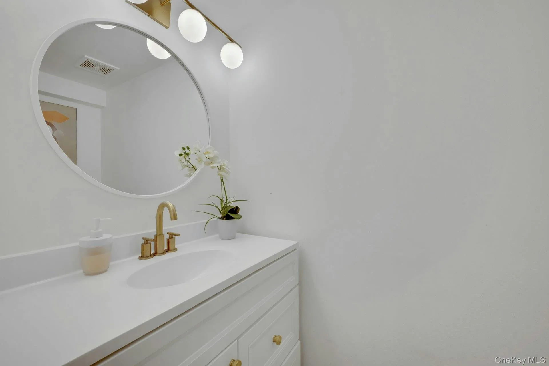 23 Water Grant Street, Yonkers, NY, 1 Bedroom Bedrooms, 4 Rooms Rooms,1 BathroomBathrooms,Residential,For Rent,Water Grant,0,1004500 23 Water Grant Street, Yonkers, NY, 1 Bedroom Bedrooms, 4 Rooms Rooms,1 BathroomBathrooms,Residential,For Rent,Water Grant,0,1004500