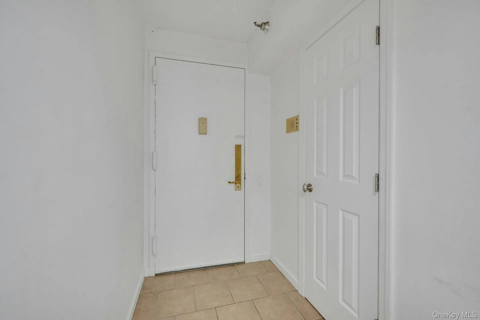 23 Water Grant Street, Yonkers, NY, 1 Bedroom Bedrooms, 4 Rooms Rooms,1 BathroomBathrooms,Residential,For Rent,Water Grant,0,1004500 23 Water Grant Street, Yonkers, NY, 1 Bedroom Bedrooms, 4 Rooms Rooms,1 BathroomBathrooms,Residential,For Rent,Water Grant,0,1004500