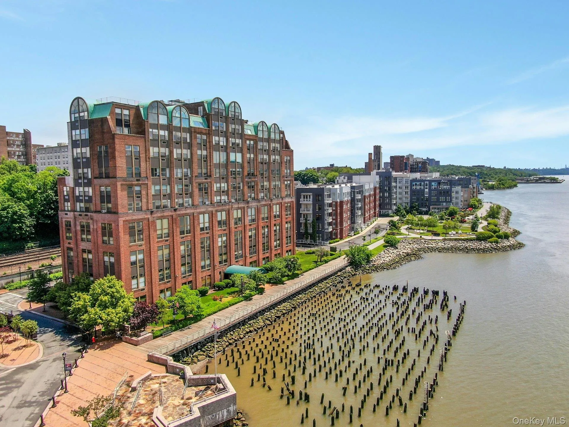 23 Water Grant Street, Yonkers, NY, 1 Bedroom Bedrooms, 4 Rooms Rooms,1 BathroomBathrooms,Residential,For Rent,Water Grant,0,1004500 23 Water Grant Street, Yonkers, NY, 1 Bedroom Bedrooms, 4 Rooms Rooms,1 BathroomBathrooms,Residential,For Rent,Water Grant,0,1004500
