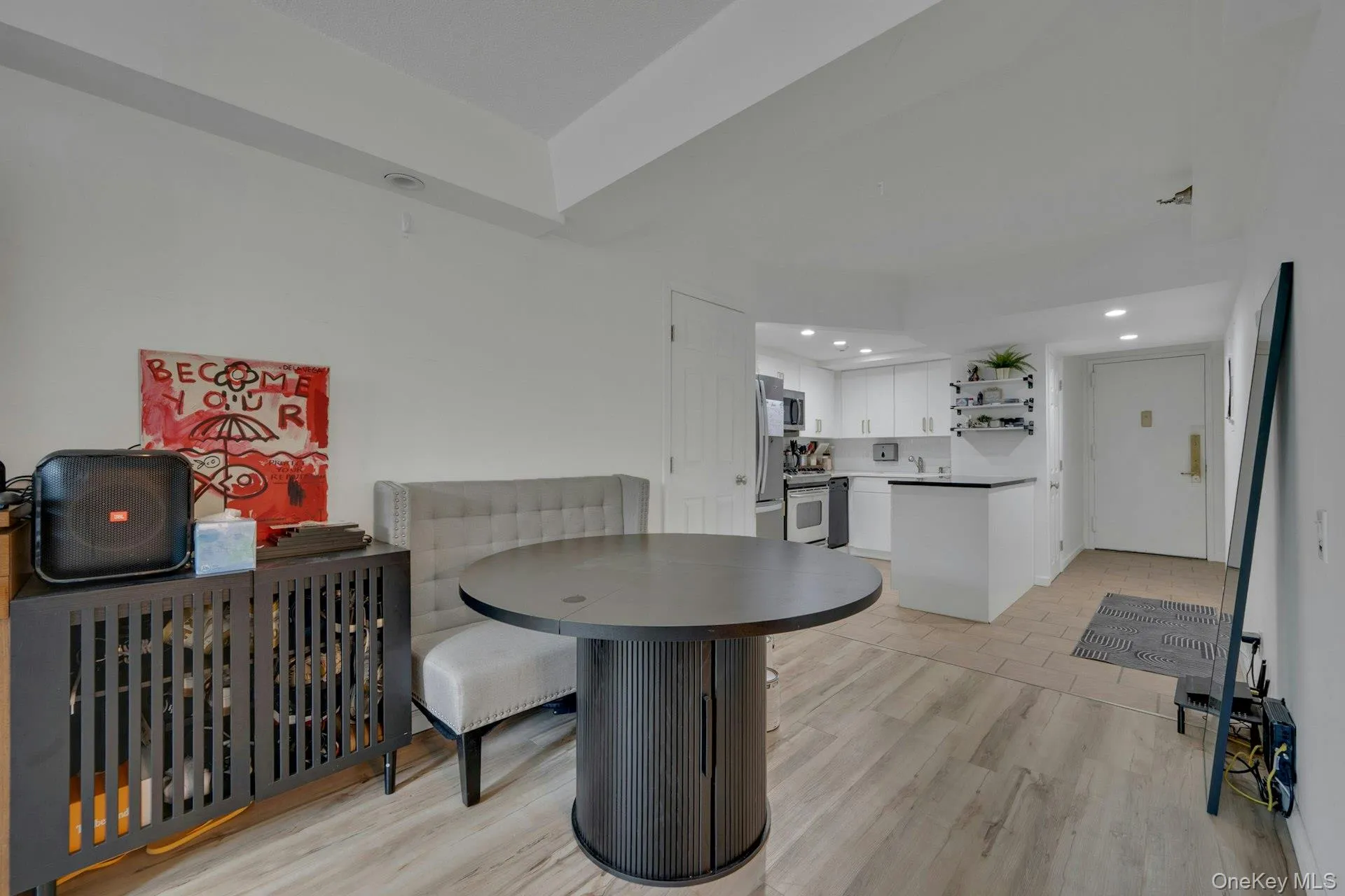 23 Water Grant Street, Yonkers, NY, 1 Bedroom Bedrooms, 4 Rooms Rooms,1 BathroomBathrooms,Residential,For Rent,Water Grant,0,1004500 23 Water Grant Street, Yonkers, NY, 1 Bedroom Bedrooms, 4 Rooms Rooms,1 BathroomBathrooms,Residential,For Rent,Water Grant,0,1004500