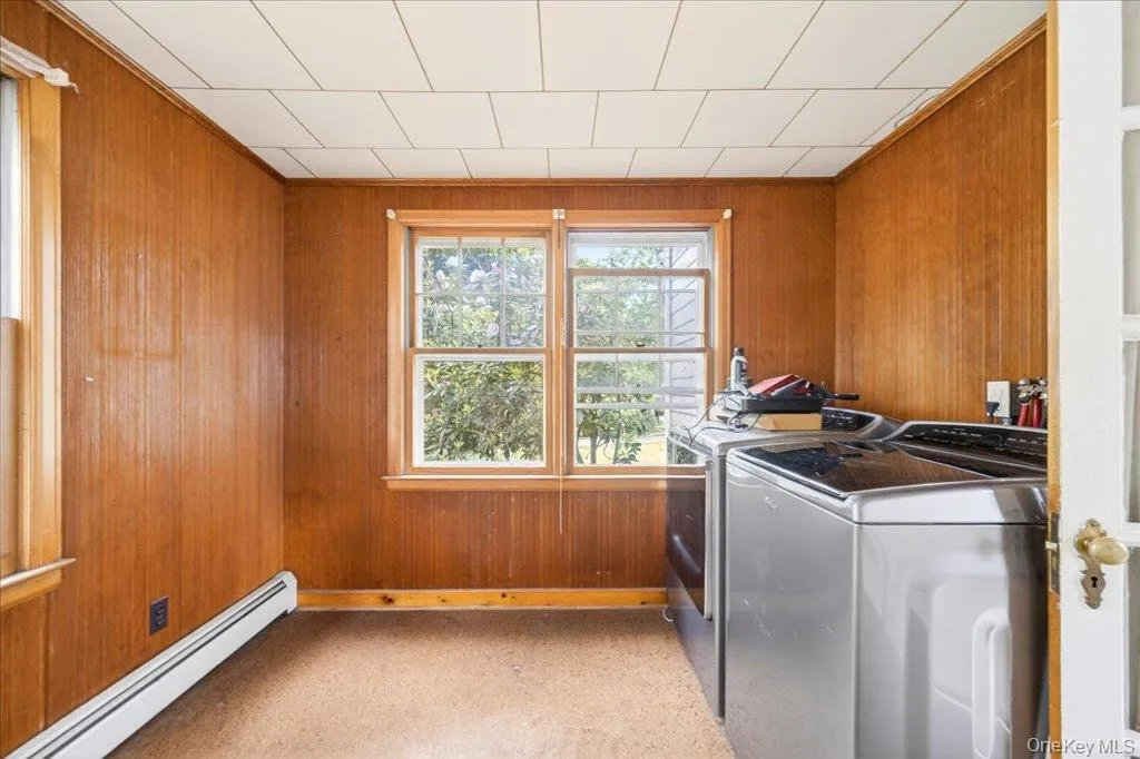45 Summit Street, Monroe, NY, 3 Bedrooms Bedrooms, 9 Rooms Rooms,1 BathroomBathrooms,Residential,For Rent,Summit,0,1004504 45 Summit Street, Monroe, NY, 3 Bedrooms Bedrooms, 9 Rooms Rooms,1 BathroomBathrooms,Residential,For Rent,Summit,0,1004504