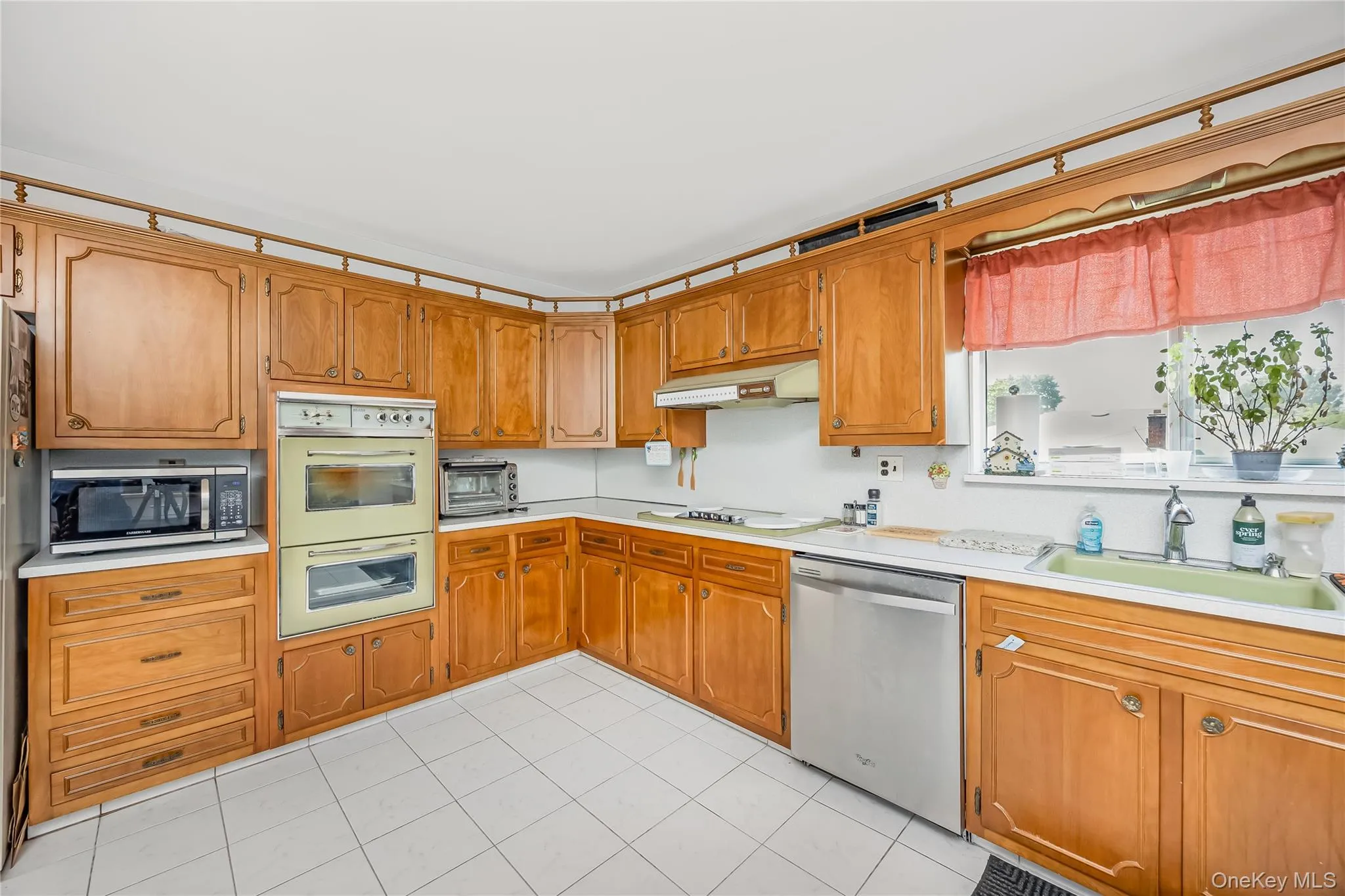 1540 7th Street, West Babylon, NY, 5 Bedrooms Bedrooms, 10 Rooms Rooms,3 BathroomsBathrooms,Residential,For Rent,7th,0,1004505 1540 7th Street, West Babylon, NY, 5 Bedrooms Bedrooms, 10 Rooms Rooms,3 BathroomsBathrooms,Residential,For Rent,7th,0,1004505