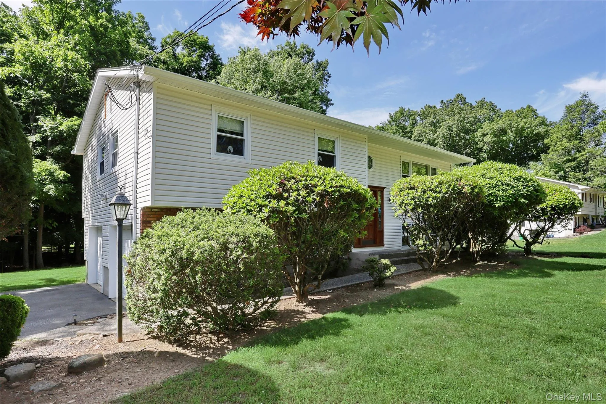 29 Thomsen Drive, Ramapo, NY, 4 Bedrooms Bedrooms, 8 Rooms Rooms,2 BathroomsBathrooms,Residential,For Rent,Thomsen,0,1004509 29 Thomsen Drive, Ramapo, NY, 4 Bedrooms Bedrooms, 8 Rooms Rooms,2 BathroomsBathrooms,Residential,For Rent,Thomsen,0,1004509