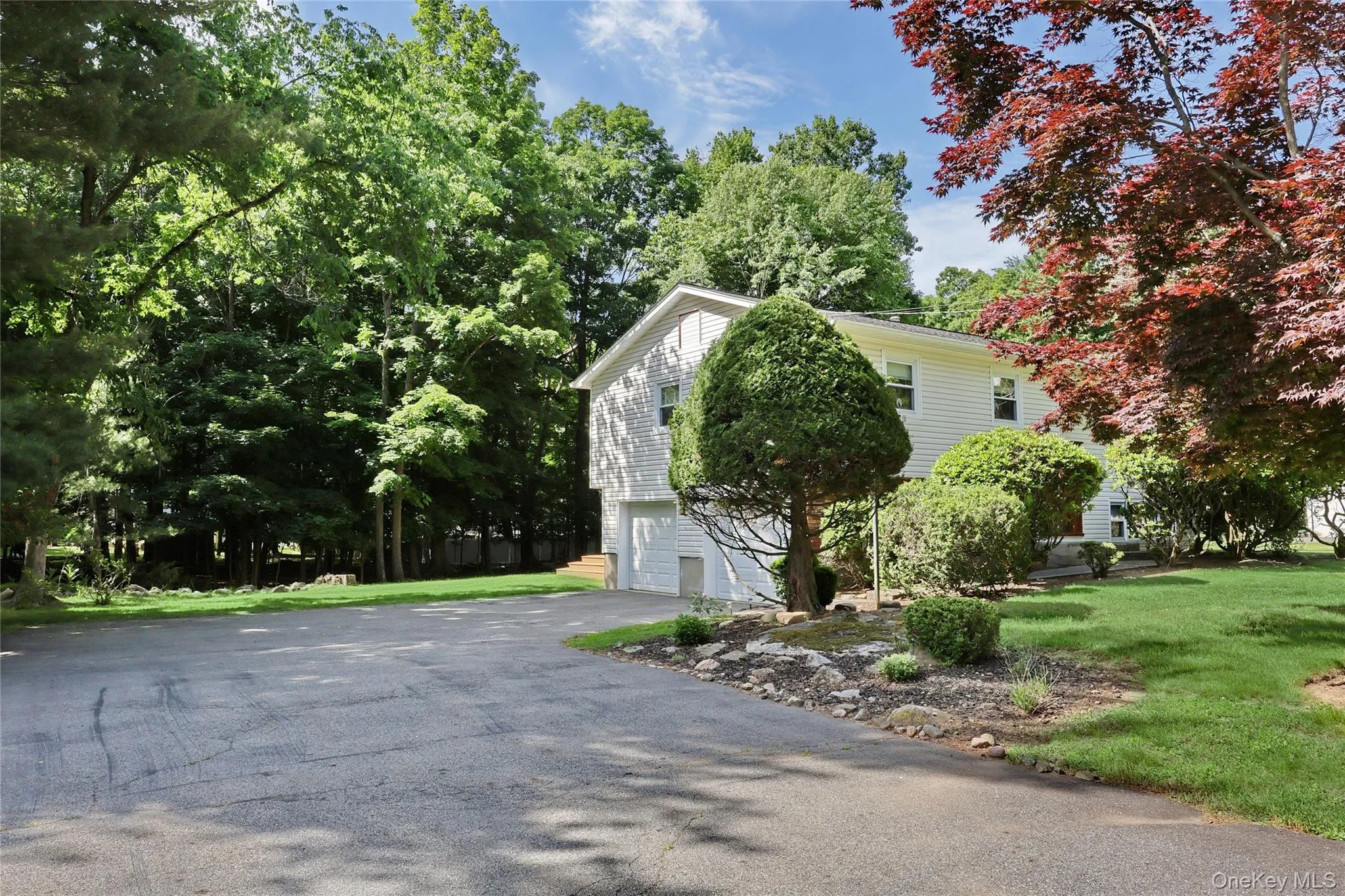 29 Thomsen Drive, Ramapo, NY, 4 Bedrooms Bedrooms, 8 Rooms Rooms,2 BathroomsBathrooms,Residential,For Rent,Thomsen,0,1004509 29 Thomsen Drive, Ramapo, NY, 4 Bedrooms Bedrooms, 8 Rooms Rooms,2 BathroomsBathrooms,Residential,For Rent,Thomsen,0,1004509