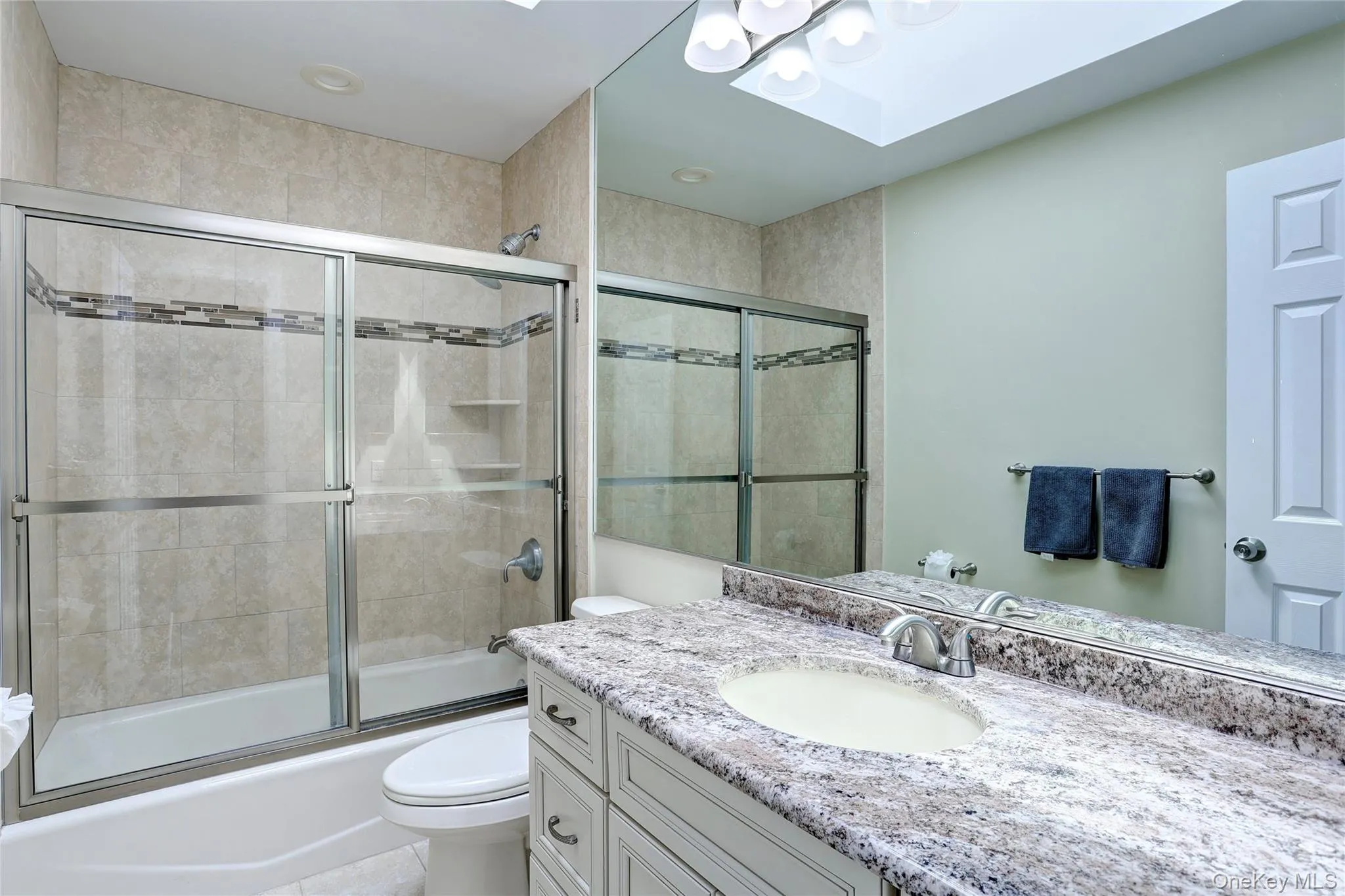 29 Thomsen Drive, Ramapo, NY, 4 Bedrooms Bedrooms, 8 Rooms Rooms,2 BathroomsBathrooms,Residential,For Rent,Thomsen,0,1004509 29 Thomsen Drive, Ramapo, NY, 4 Bedrooms Bedrooms, 8 Rooms Rooms,2 BathroomsBathrooms,Residential,For Rent,Thomsen,0,1004509