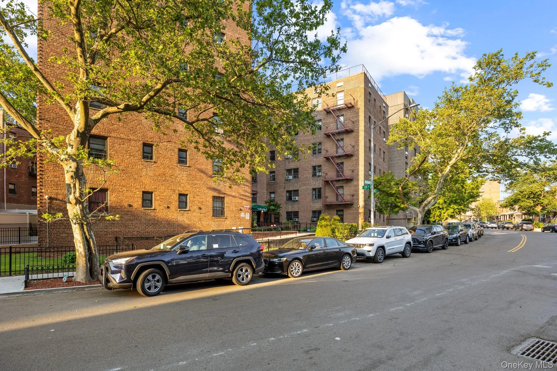 139-05 85 Drive, New York, NY, 1 Bedroom Bedrooms, 3 Rooms Rooms,1 BathroomBathrooms,Residential,For Rent,85,0,1004514 139-05 85 Drive, New York, NY, 1 Bedroom Bedrooms, 3 Rooms Rooms,1 BathroomBathrooms,Residential,For Rent,85,0,1004514