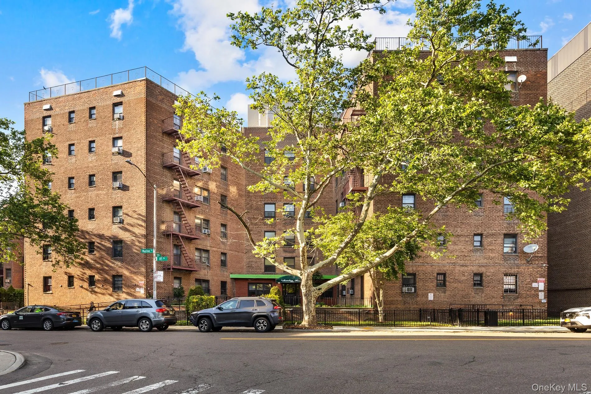 139-05 85 Drive, New York, NY, 1 Bedroom Bedrooms, 3 Rooms Rooms,1 BathroomBathrooms,Residential,For Rent,85,0,1004514 139-05 85 Drive, New York, NY, 1 Bedroom Bedrooms, 3 Rooms Rooms,1 BathroomBathrooms,Residential,For Rent,85,0,1004514