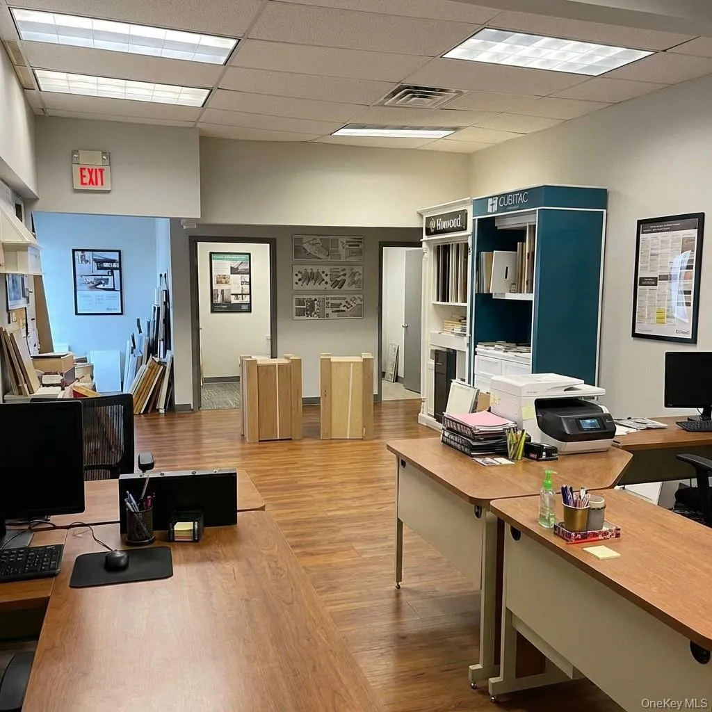194-204 Fehr Way, Islip, NY, ,Commercial Lease,For Rent,Fehr,0,1004518 194-204 Fehr Way, Islip, NY, ,Commercial Lease,For Rent,Fehr,0,1004518