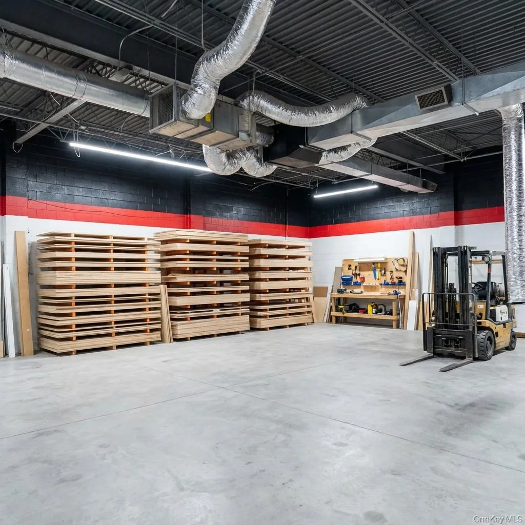 194-204 Fehr Way, Islip, NY, ,Commercial Lease,For Rent,Fehr,0,1004518 194-204 Fehr Way, Islip, NY, ,Commercial Lease,For Rent,Fehr,0,1004518