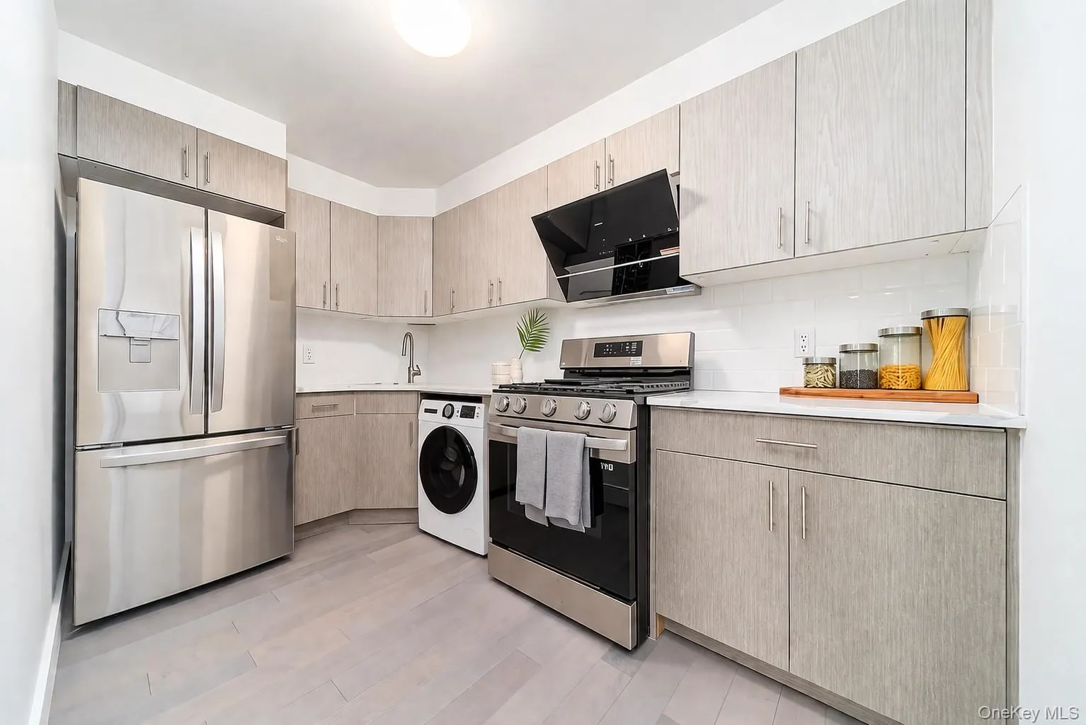 13119 Fowler Avenue, New York, NY, 1 Bedroom Bedrooms, 1 Room Rooms,1 BathroomBathrooms,Residential Lease,For Rent,Fowler,0,1004525 13119 Fowler Avenue, New York, NY, 1 Bedroom Bedrooms, 1 Room Rooms,1 BathroomBathrooms,Residential Lease,For Rent,Fowler,0,1004525