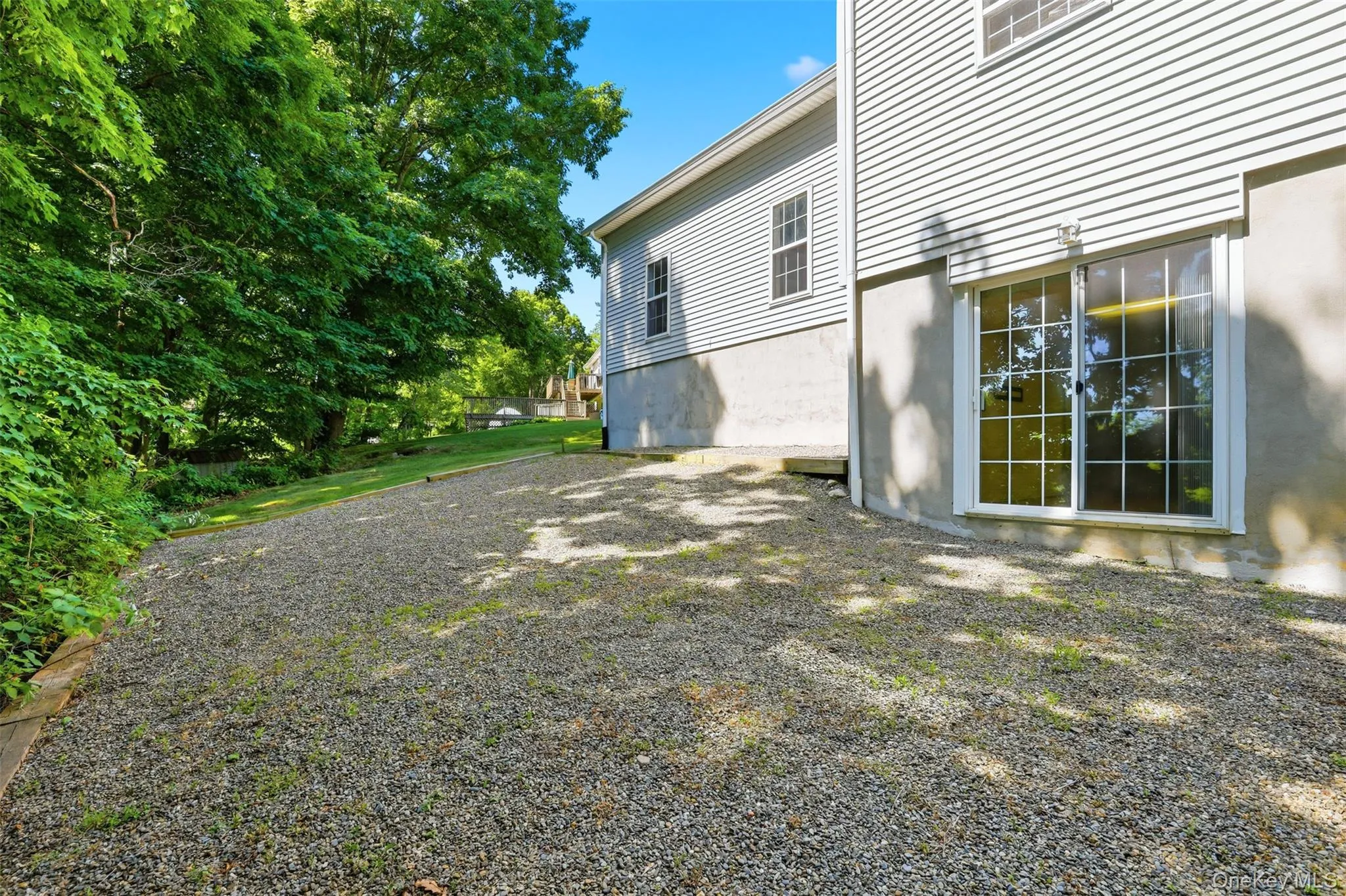 Walkout Basement to the back Walkout Basement to the back