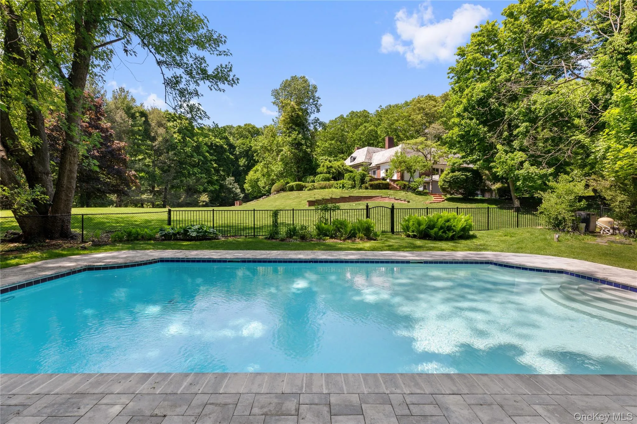 1780 Route 106, Oyster Bay, NY, 5 Bedrooms Bedrooms, 14 Rooms Rooms,5 BathroomsBathrooms,Residential,For Rent,Route 106,0,1004527 1780 Route 106, Oyster Bay, NY, 5 Bedrooms Bedrooms, 14 Rooms Rooms,5 BathroomsBathrooms,Residential,For Rent,Route 106,0,1004527