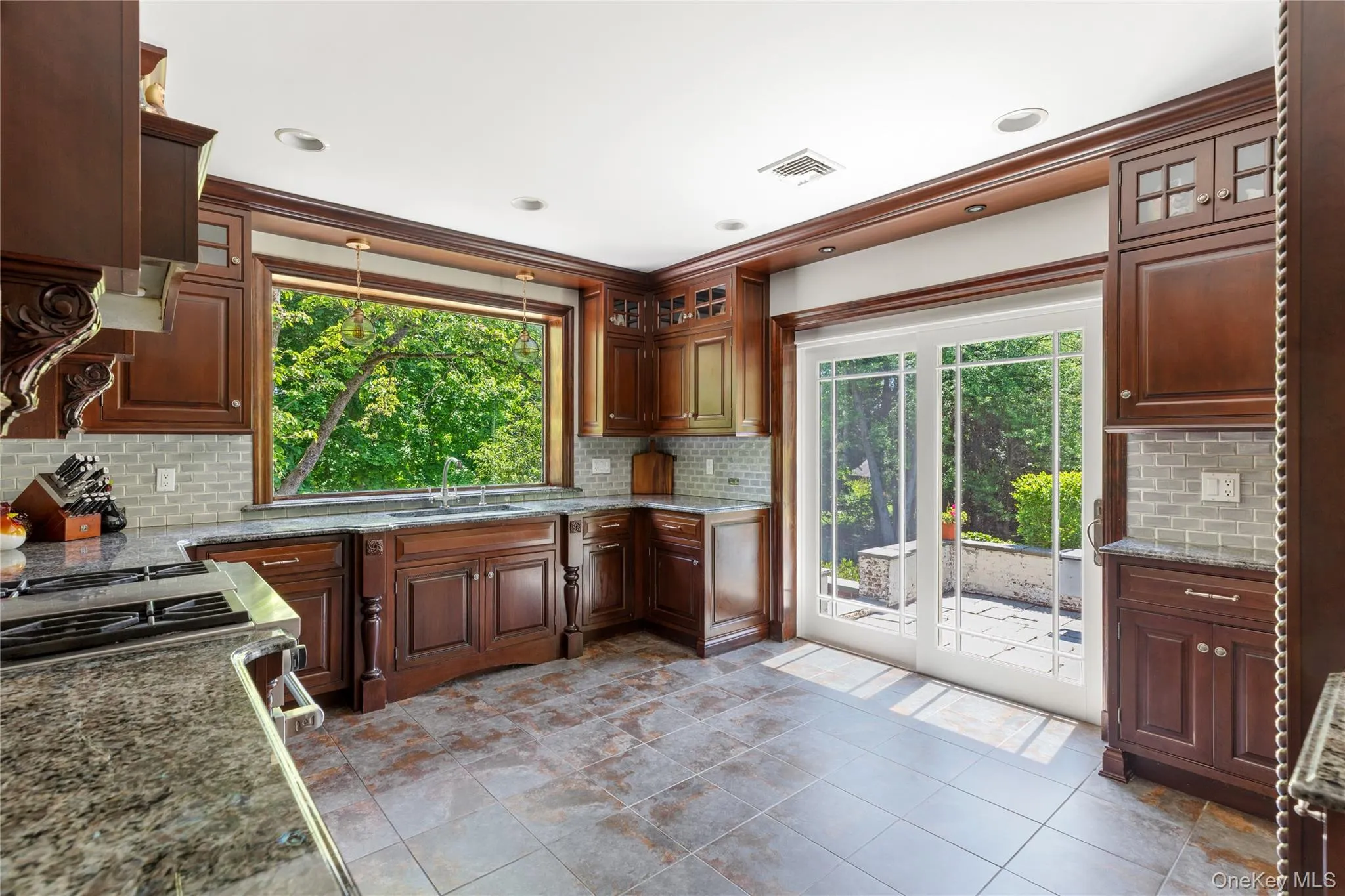 1780 Route 106, Oyster Bay, NY, 5 Bedrooms Bedrooms, 14 Rooms Rooms,5 BathroomsBathrooms,Residential,For Rent,Route 106,0,1004527 1780 Route 106, Oyster Bay, NY, 5 Bedrooms Bedrooms, 14 Rooms Rooms,5 BathroomsBathrooms,Residential,For Rent,Route 106,0,1004527