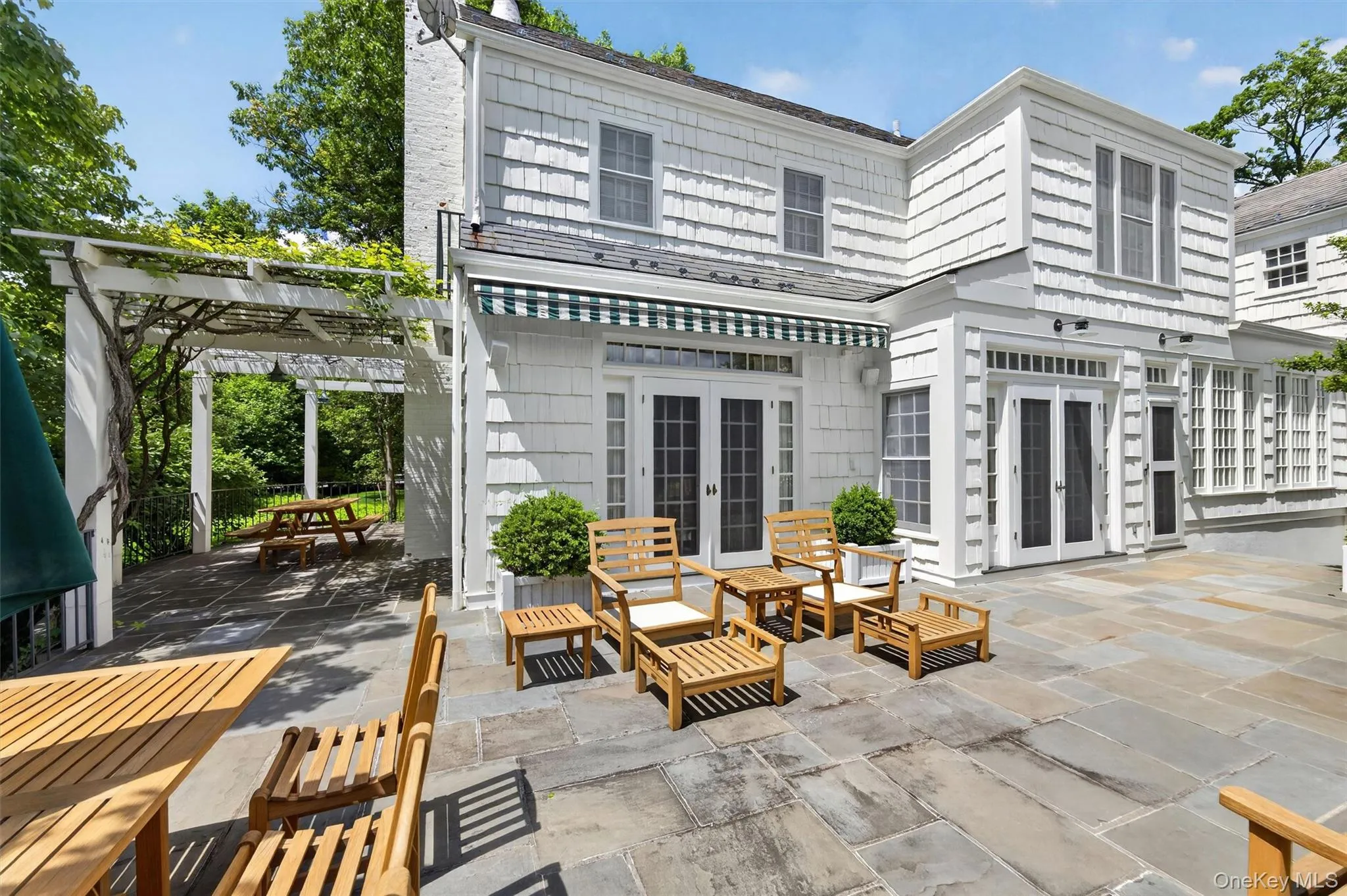 6 Hillair Circle, White Plains, NY, 6 Bedrooms Bedrooms, 12 Rooms Rooms,4 BathroomsBathrooms,Residential,For Rent,Hillair,0,KEY1004533 6 Hillair Circle, White Plains, NY, 6 Bedrooms Bedrooms, 12 Rooms Rooms,4 BathroomsBathrooms,Residential,For Rent,Hillair,0,KEY1004533