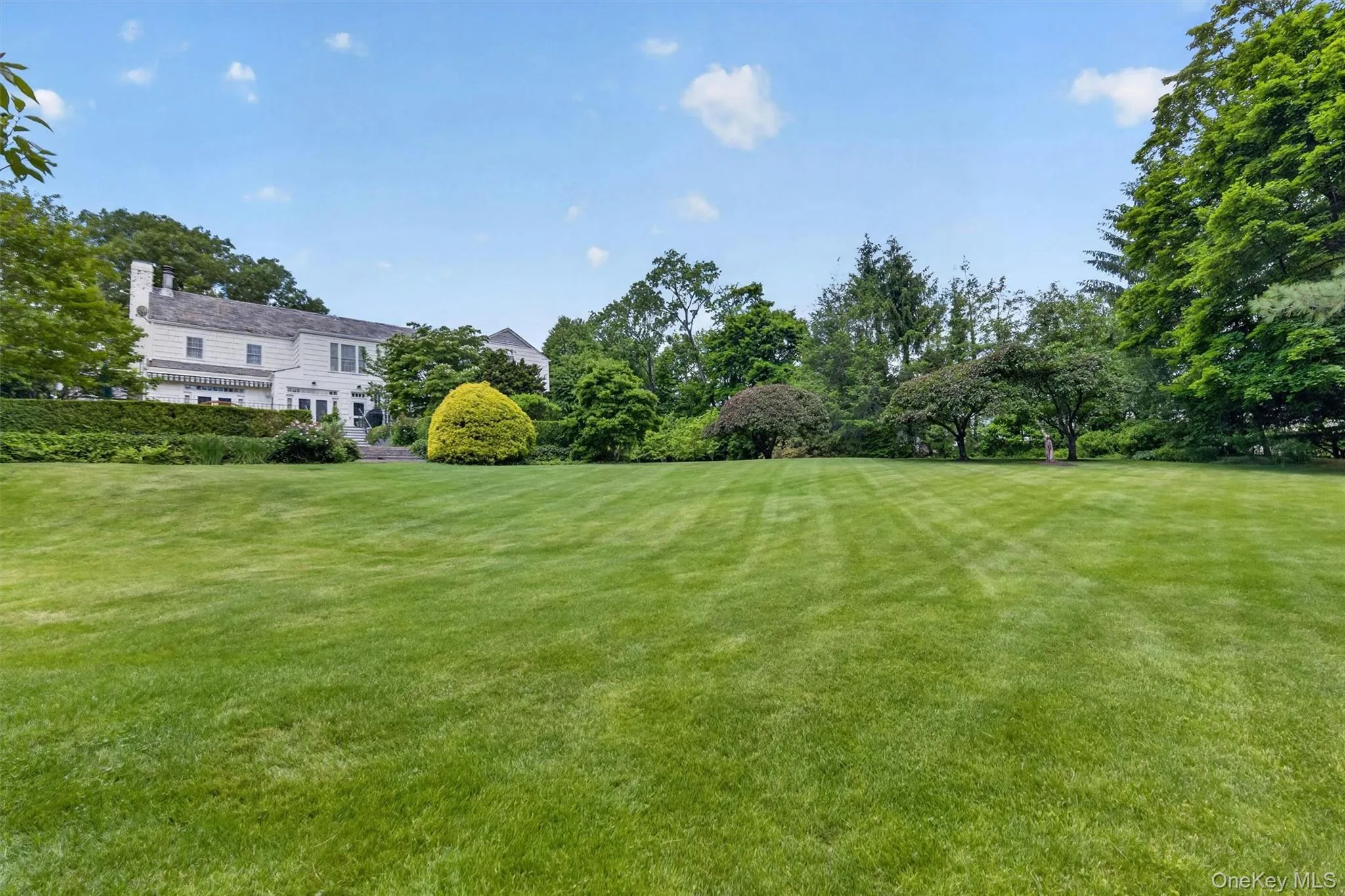 6 Hillair Circle, White Plains, NY, 6 Bedrooms Bedrooms, 12 Rooms Rooms,4 BathroomsBathrooms,Residential,For Rent,Hillair,0,KEY1004533 6 Hillair Circle, White Plains, NY, 6 Bedrooms Bedrooms, 12 Rooms Rooms,4 BathroomsBathrooms,Residential,For Rent,Hillair,0,KEY1004533