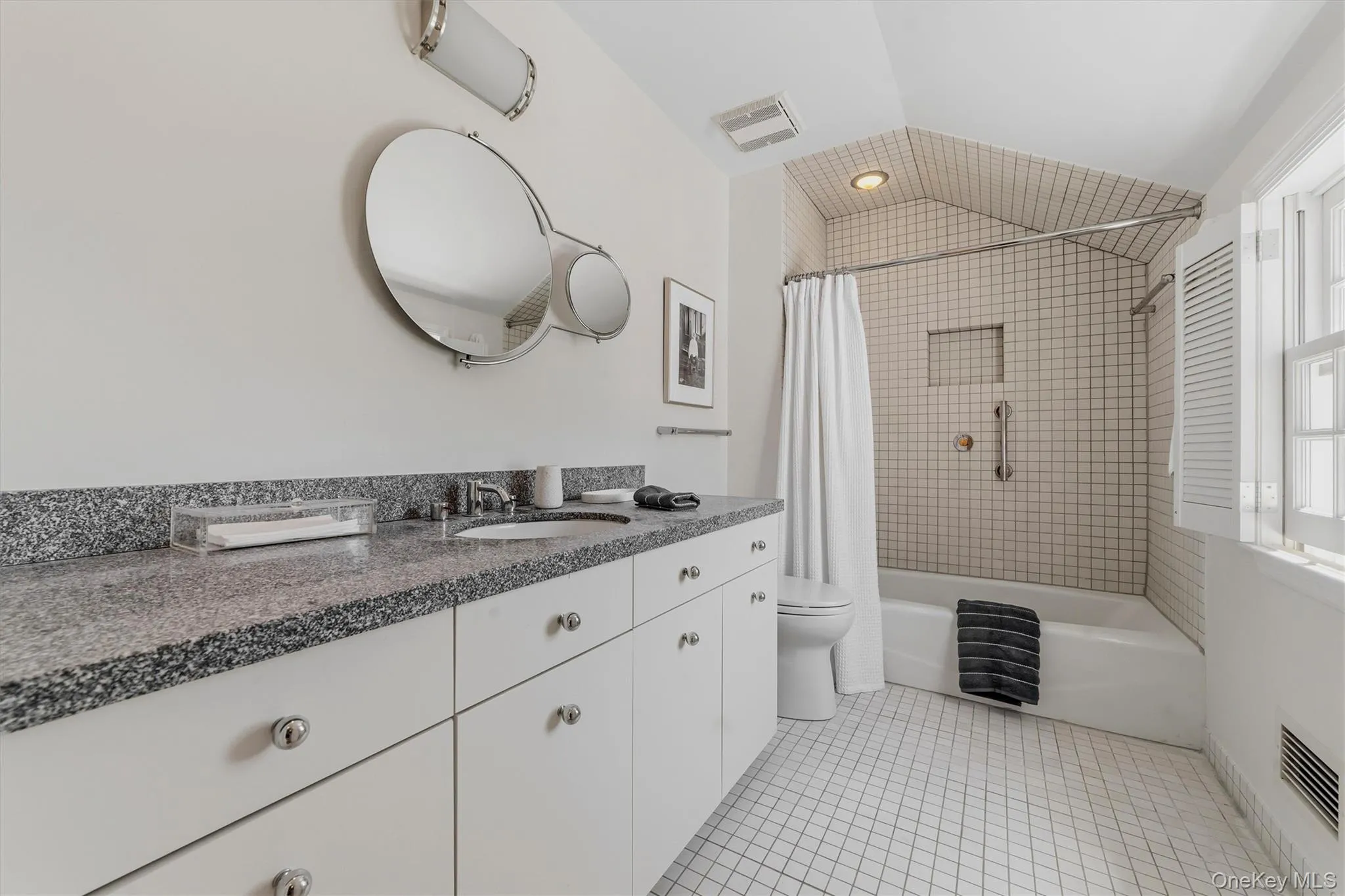 6 Hillair Circle, White Plains, NY, 6 Bedrooms Bedrooms, 12 Rooms Rooms,4 BathroomsBathrooms,Residential,For Rent,Hillair,0,KEY1004533 6 Hillair Circle, White Plains, NY, 6 Bedrooms Bedrooms, 12 Rooms Rooms,4 BathroomsBathrooms,Residential,For Rent,Hillair,0,KEY1004533