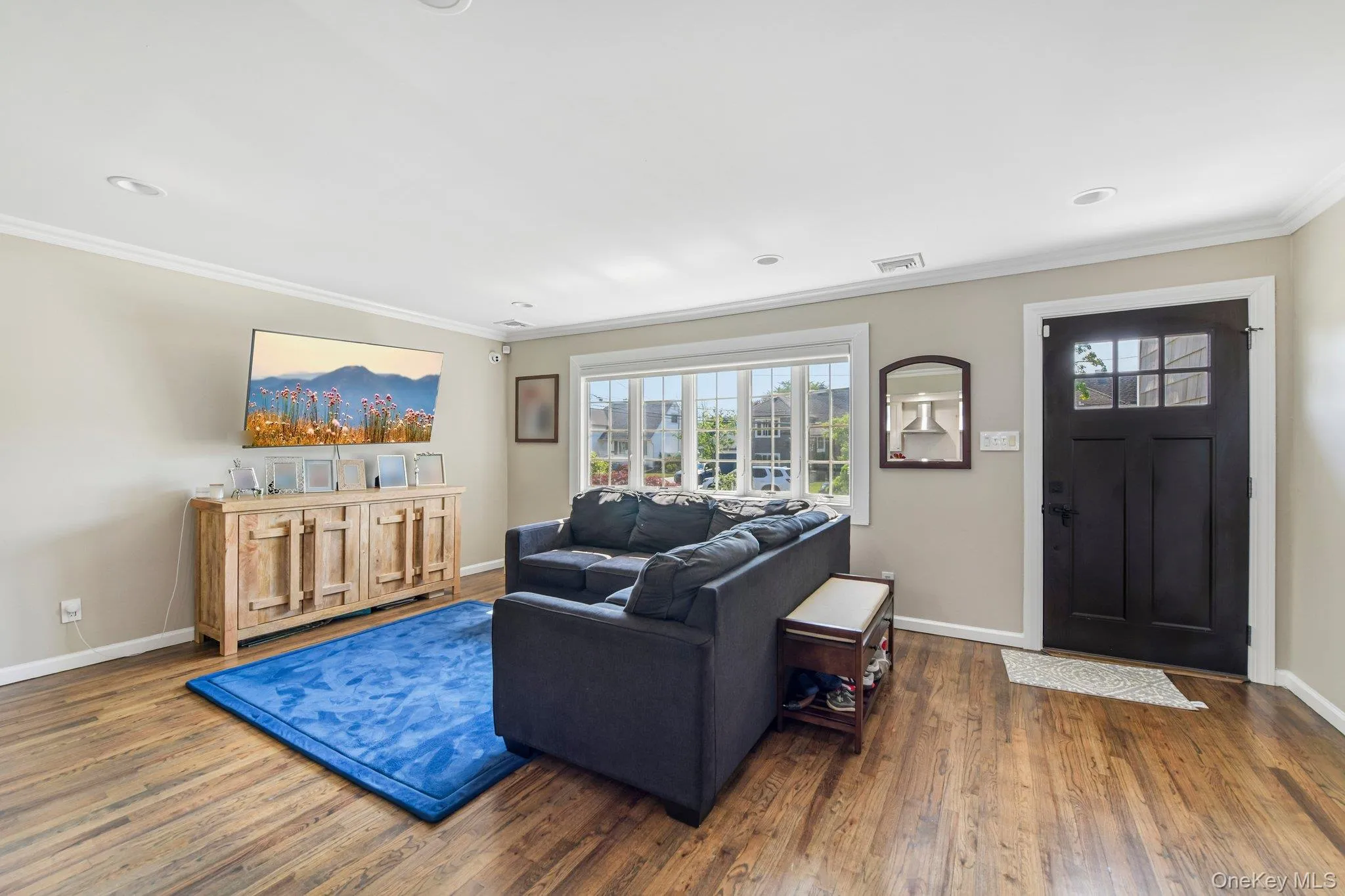 2821 Colonial Avenue, Hempstead, NY, 3 Bedrooms Bedrooms, 8 Rooms Rooms,2 BathroomsBathrooms,Residential,For Rent,Colonial,0,1004535 2821 Colonial Avenue, Hempstead, NY, 3 Bedrooms Bedrooms, 8 Rooms Rooms,2 BathroomsBathrooms,Residential,For Rent,Colonial,0,1004535