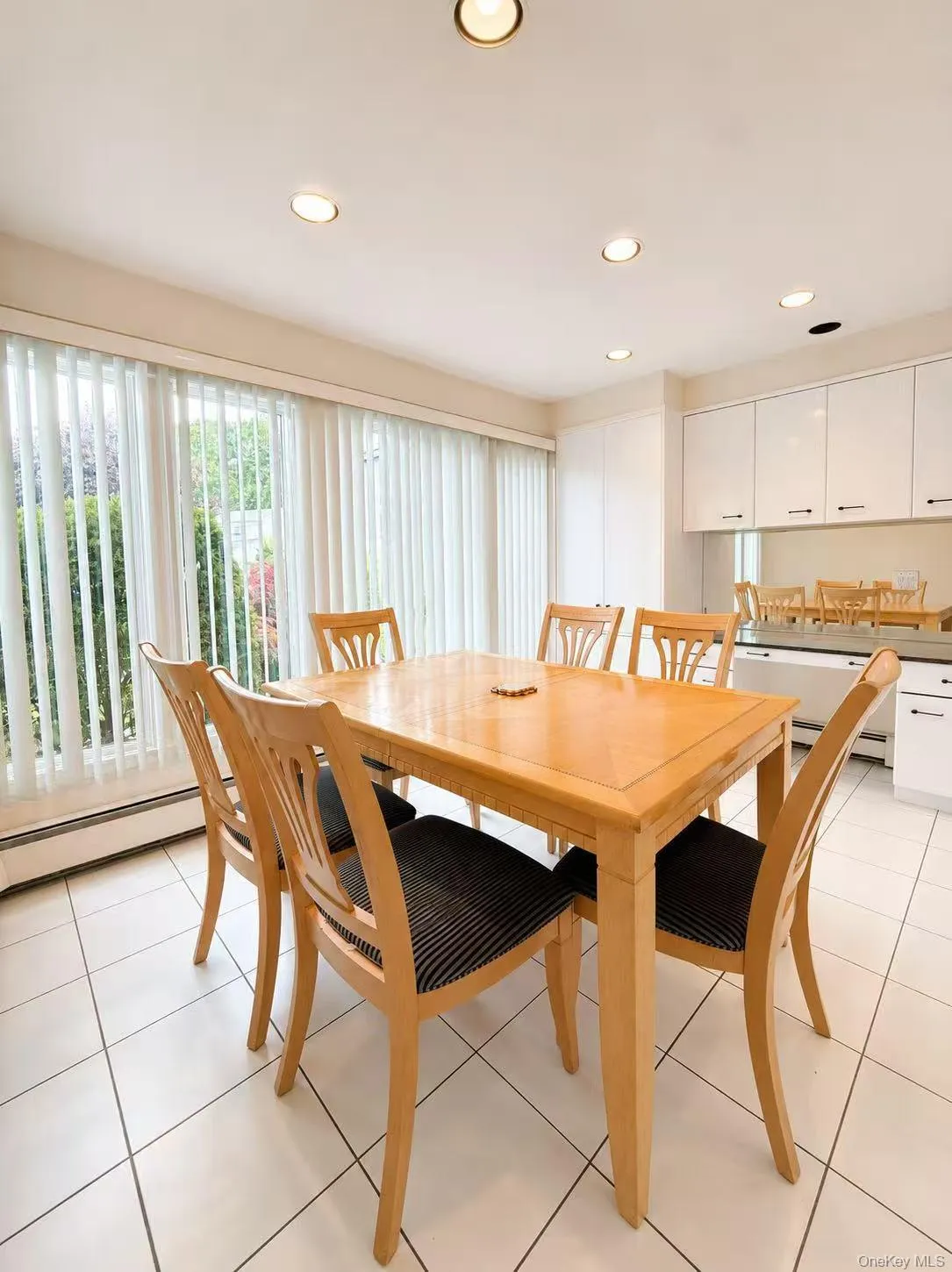 21 Redwood Court, Glen Cove, NY, 5 Bedrooms Bedrooms, 8 Rooms Rooms,3 BathroomsBathrooms,Residential Lease,For Rent,Redwood,0,1004536 21 Redwood Court, Glen Cove, NY, 5 Bedrooms Bedrooms, 8 Rooms Rooms,3 BathroomsBathrooms,Residential Lease,For Rent,Redwood,0,1004536