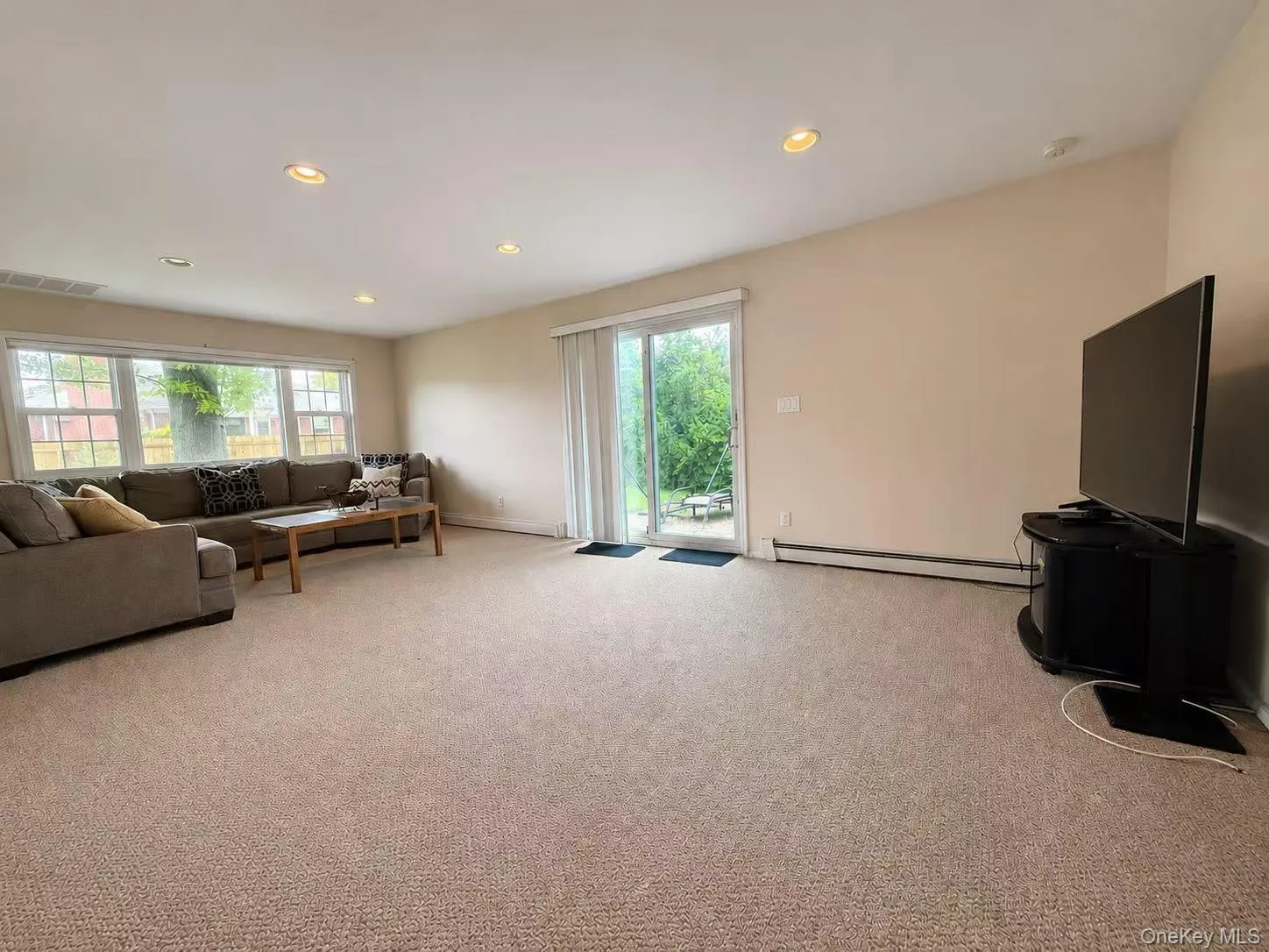 21 Redwood Court, Glen Cove, NY, 5 Bedrooms Bedrooms, 8 Rooms Rooms,3 BathroomsBathrooms,Residential Lease,For Rent,Redwood,0,1004536 21 Redwood Court, Glen Cove, NY, 5 Bedrooms Bedrooms, 8 Rooms Rooms,3 BathroomsBathrooms,Residential Lease,For Rent,Redwood,0,1004536