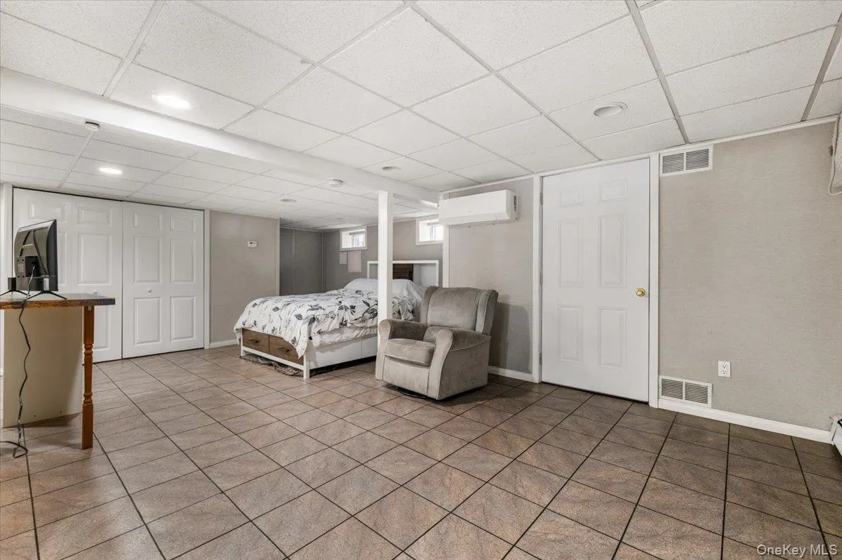 9 Bernadette Court, Oyster Bay, NY, 4 Bedrooms Bedrooms, 12 Rooms Rooms,3 BathroomsBathrooms,Residential,For Rent,Bernadette,0,1004537 9 Bernadette Court, Oyster Bay, NY, 4 Bedrooms Bedrooms, 12 Rooms Rooms,3 BathroomsBathrooms,Residential,For Rent,Bernadette,0,1004537