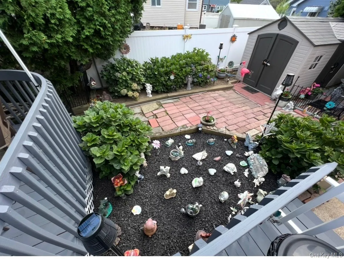 9 Bernadette Court, Oyster Bay, NY, 4 Bedrooms Bedrooms, 12 Rooms Rooms,3 BathroomsBathrooms,Residential,For Rent,Bernadette,0,1004537 9 Bernadette Court, Oyster Bay, NY, 4 Bedrooms Bedrooms, 12 Rooms Rooms,3 BathroomsBathrooms,Residential,For Rent,Bernadette,0,1004537