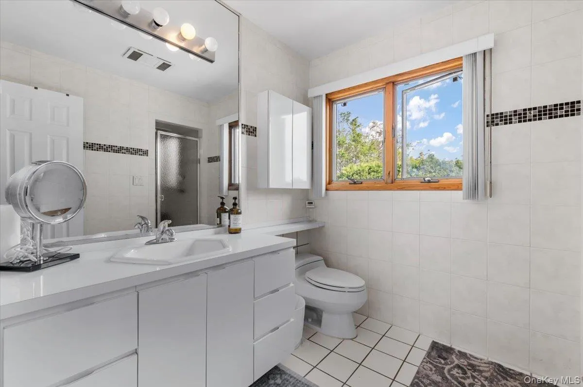 9 Bernadette Court, Oyster Bay, NY, 4 Bedrooms Bedrooms, 12 Rooms Rooms,3 BathroomsBathrooms,Residential,For Rent,Bernadette,0,1004537 9 Bernadette Court, Oyster Bay, NY, 4 Bedrooms Bedrooms, 12 Rooms Rooms,3 BathroomsBathrooms,Residential,For Rent,Bernadette,0,1004537
