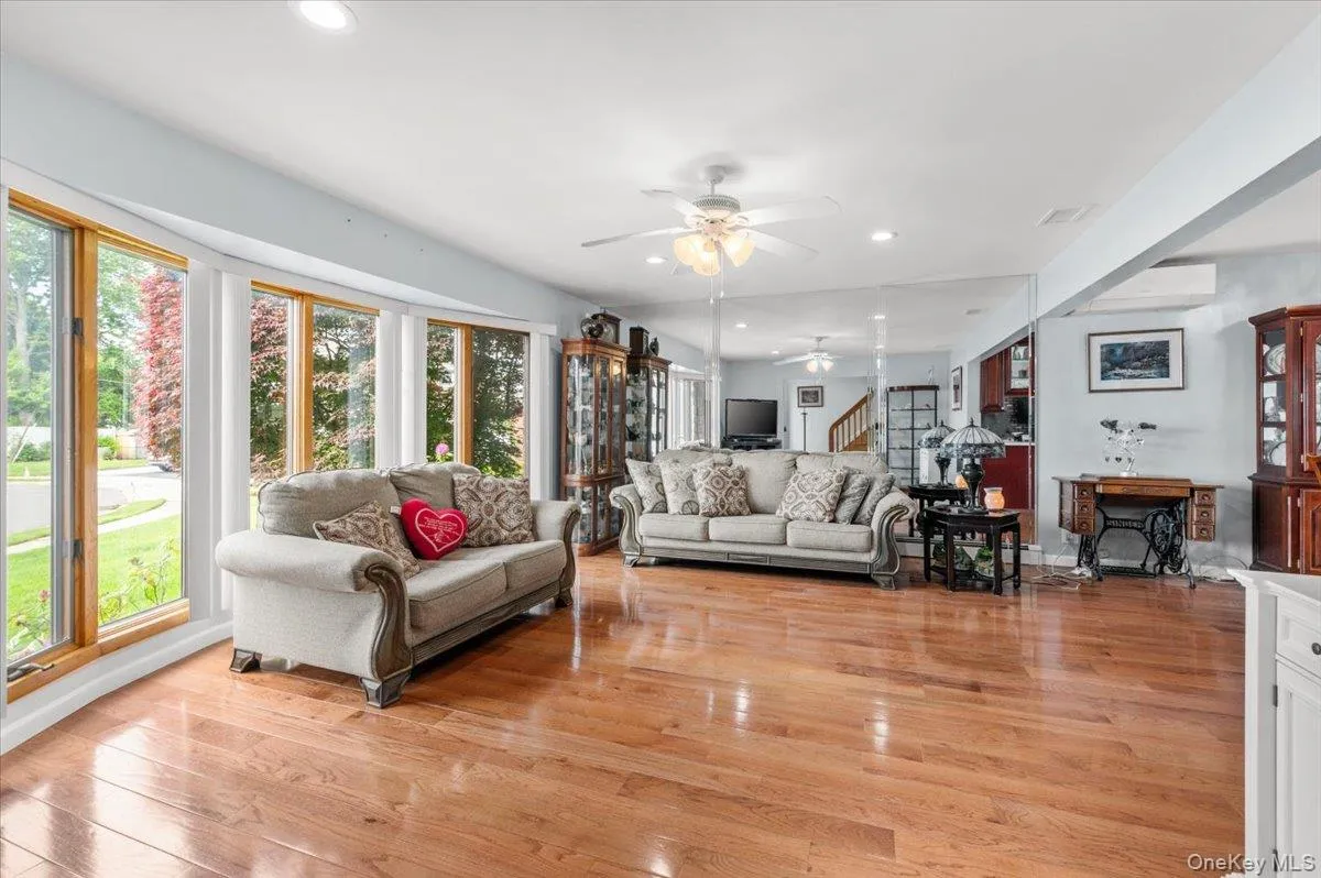 9 Bernadette Court, Oyster Bay, NY, 4 Bedrooms Bedrooms, 12 Rooms Rooms,3 BathroomsBathrooms,Residential,For Rent,Bernadette,0,1004537 9 Bernadette Court, Oyster Bay, NY, 4 Bedrooms Bedrooms, 12 Rooms Rooms,3 BathroomsBathrooms,Residential,For Rent,Bernadette,0,1004537