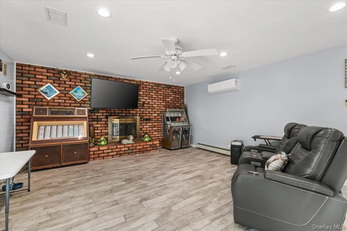 9 Bernadette Court, Oyster Bay, NY, 4 Bedrooms Bedrooms, 12 Rooms Rooms,3 BathroomsBathrooms,Residential,For Rent,Bernadette,0,1004537 9 Bernadette Court, Oyster Bay, NY, 4 Bedrooms Bedrooms, 12 Rooms Rooms,3 BathroomsBathrooms,Residential,For Rent,Bernadette,0,1004537