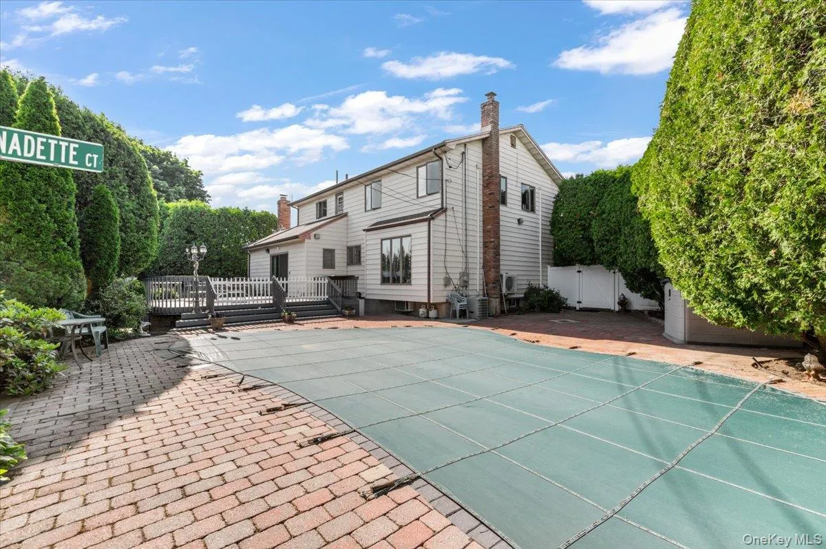 9 Bernadette Court, Oyster Bay, NY, 4 Bedrooms Bedrooms, 12 Rooms Rooms,3 BathroomsBathrooms,Residential,For Rent,Bernadette,0,1004537 9 Bernadette Court, Oyster Bay, NY, 4 Bedrooms Bedrooms, 12 Rooms Rooms,3 BathroomsBathrooms,Residential,For Rent,Bernadette,0,1004537