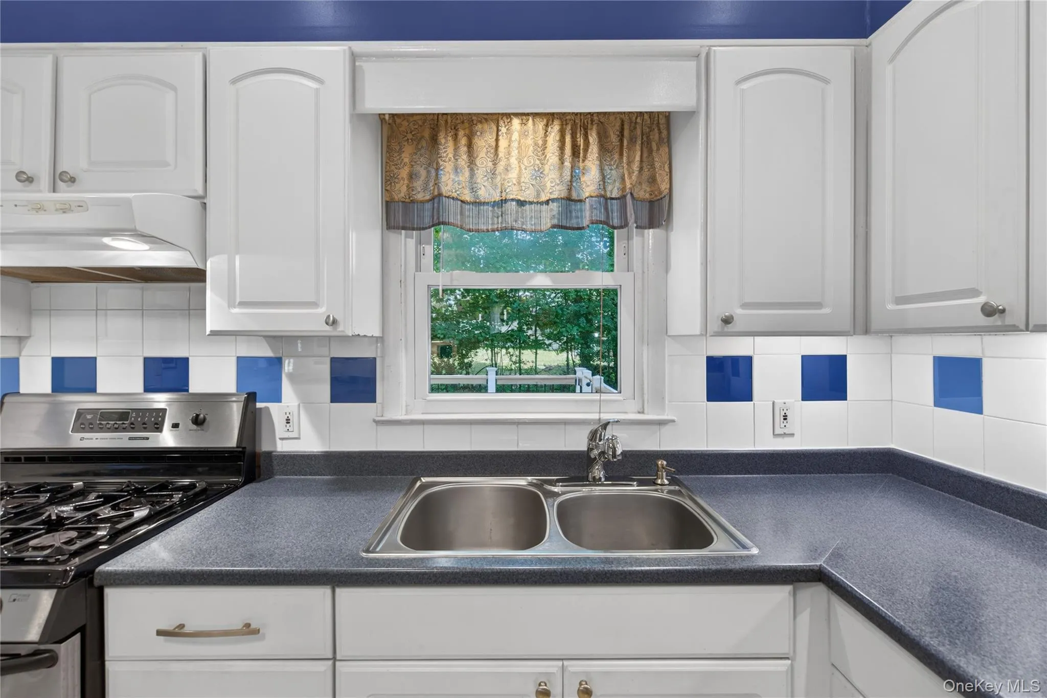 4 Saint Eve Court, Middletown, NY, 3 Bedrooms Bedrooms, 7 Rooms Rooms,1 BathroomBathrooms,Residential,For Rent,Saint Eve,0,1004538 4 Saint Eve Court, Middletown, NY, 3 Bedrooms Bedrooms, 7 Rooms Rooms,1 BathroomBathrooms,Residential,For Rent,Saint Eve,0,1004538
